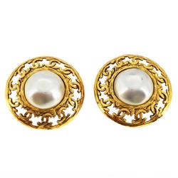 Chanel Earrings Coco Mark Circle Fake Pearl GP Plated Gold Women's