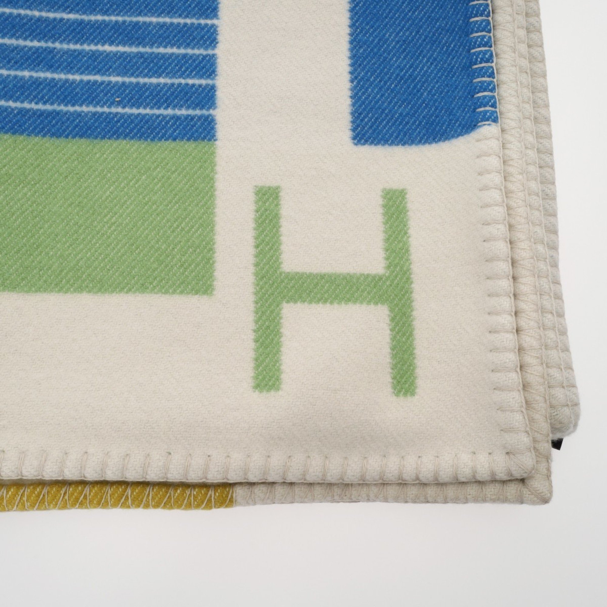 HERMES Avalon Pier Blanket White/Blue/Green Women's 90% Wool 10% Cashmere Accessory