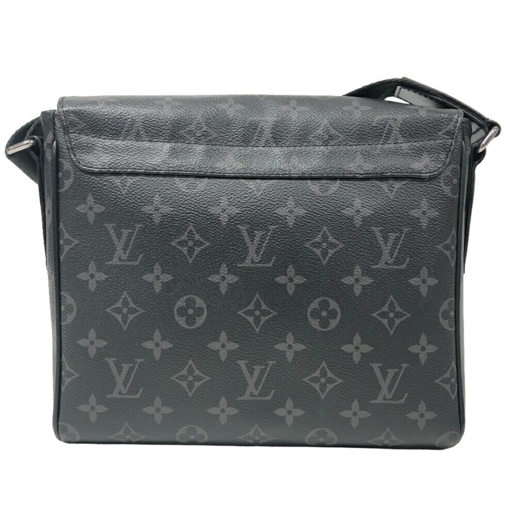 LOUIS VUITTON M46255 District PM Monogram Eclipse Shoulder Bag Black Men's