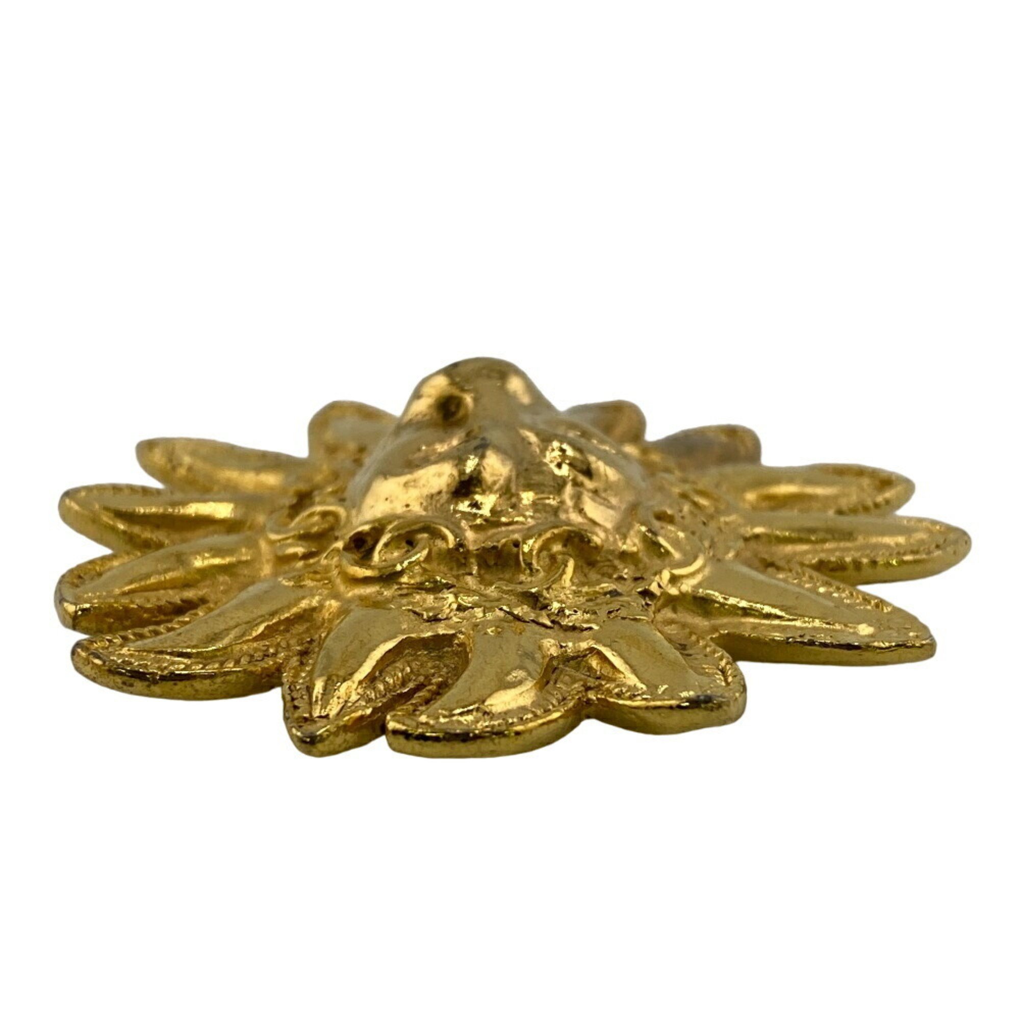 CHANEL Lion Brooch Gold Unisex