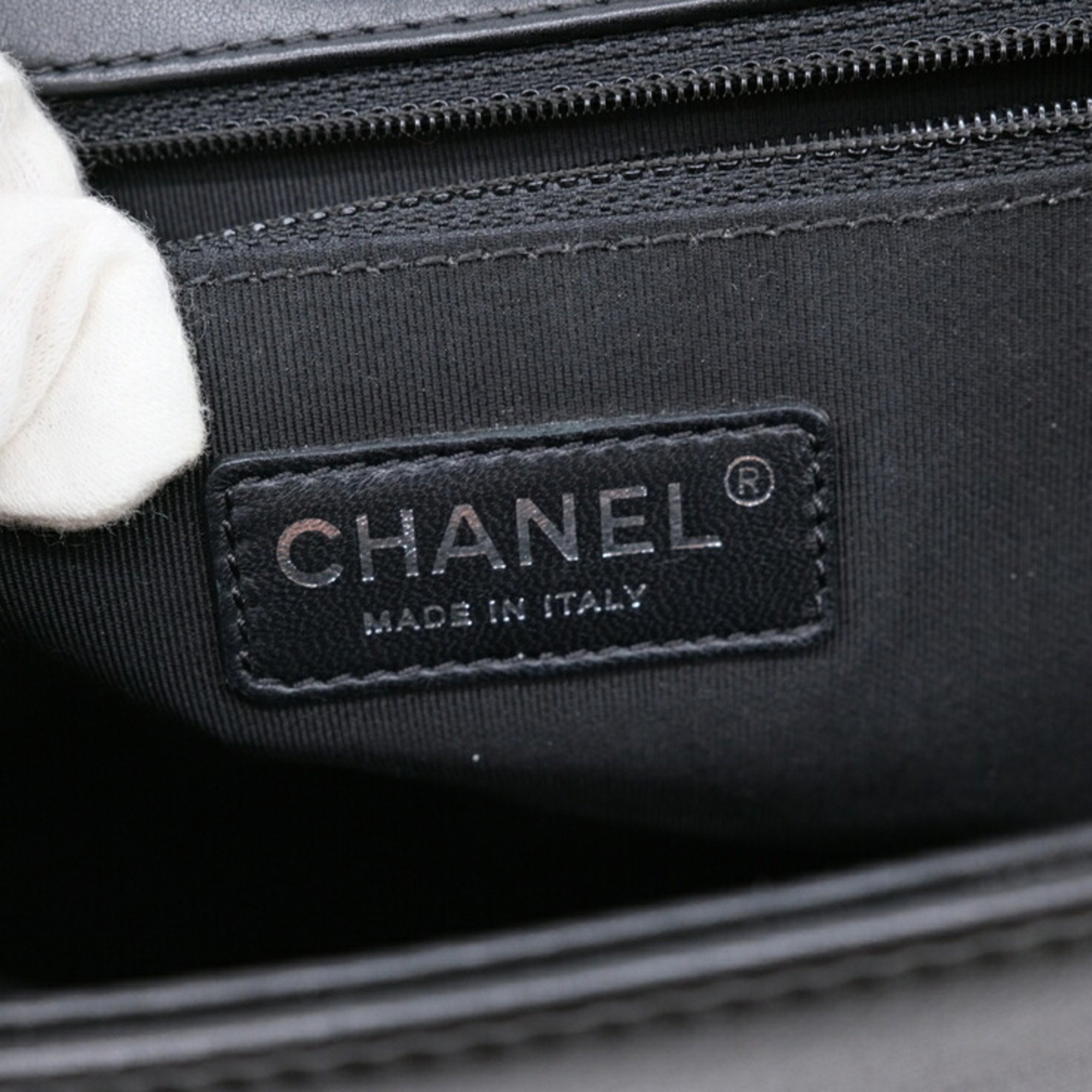 CHANEL Boy Chanel Chain Shoulder Lambskin Black White Seal A92193