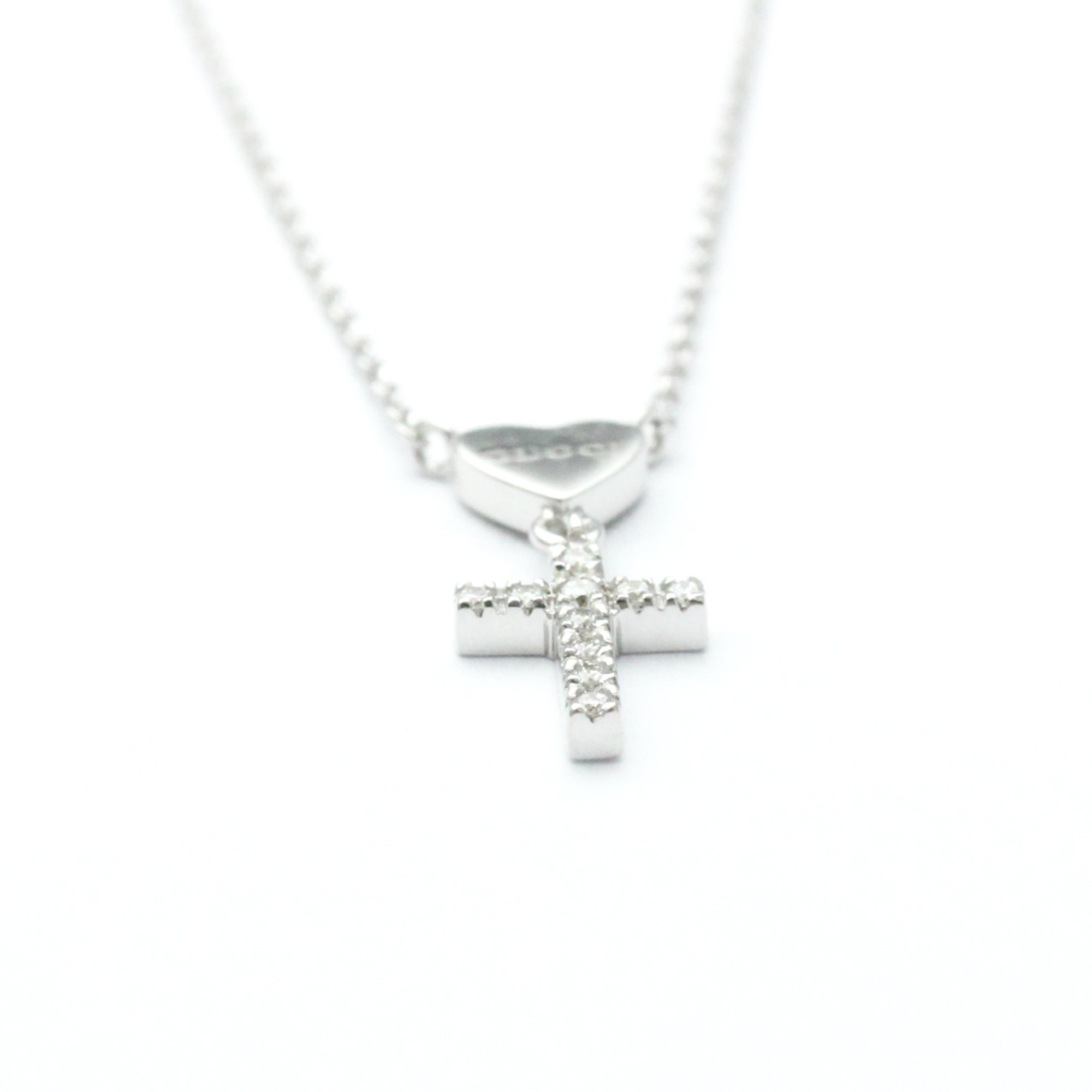 Gucci Heart Cross Diamond Necklace White Gold (18K) Diamond Men,Women Fashion Pendant Necklace (Silver)