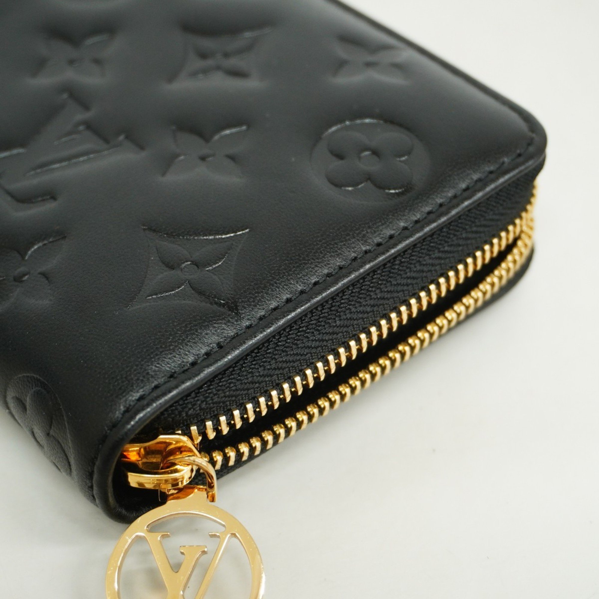 Louis Vuitton Long Wallet Monogram Embossed Zippy M81510 Noir Ladies