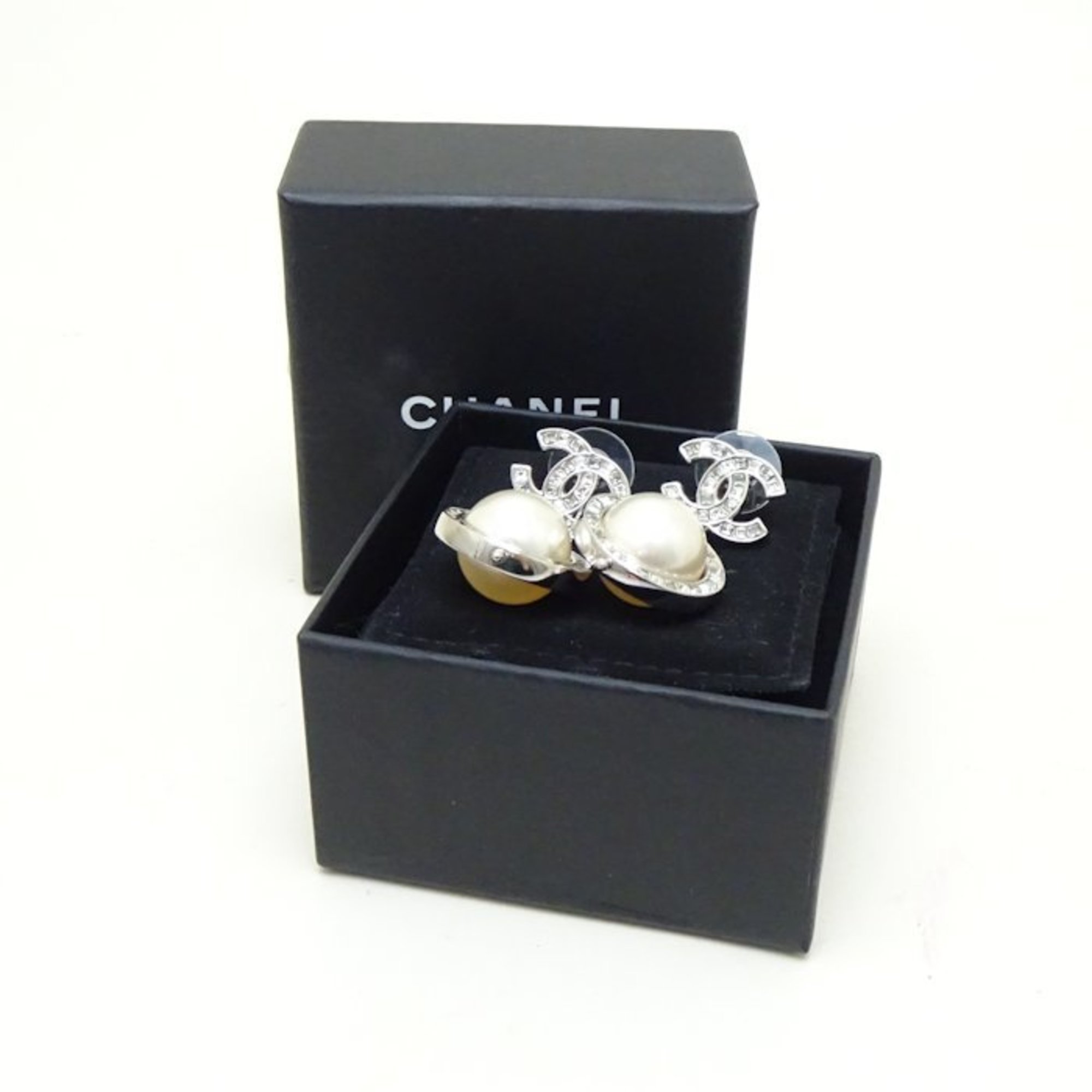 CHANEL Coco Mark Earrings with Rhinestones B18B Silver Plated 292469