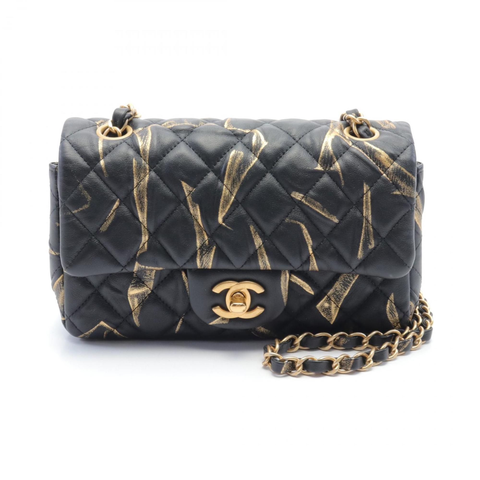 CHANEL Matelasse 20 Shoulder Bag Leather Women's Black Gold A69900