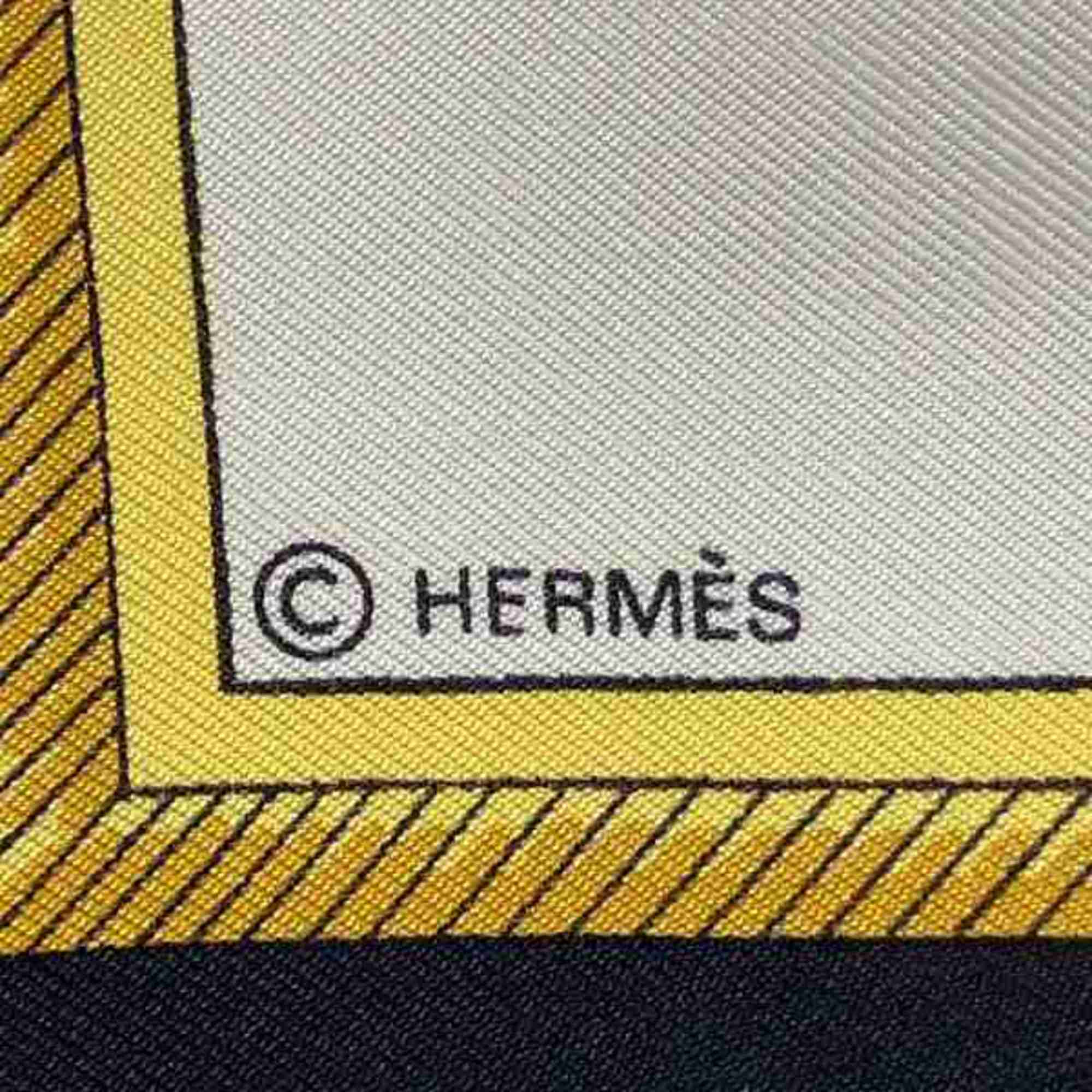 Hermes Carré 90 Folding Covered Carriage Accessories Scarves Women's