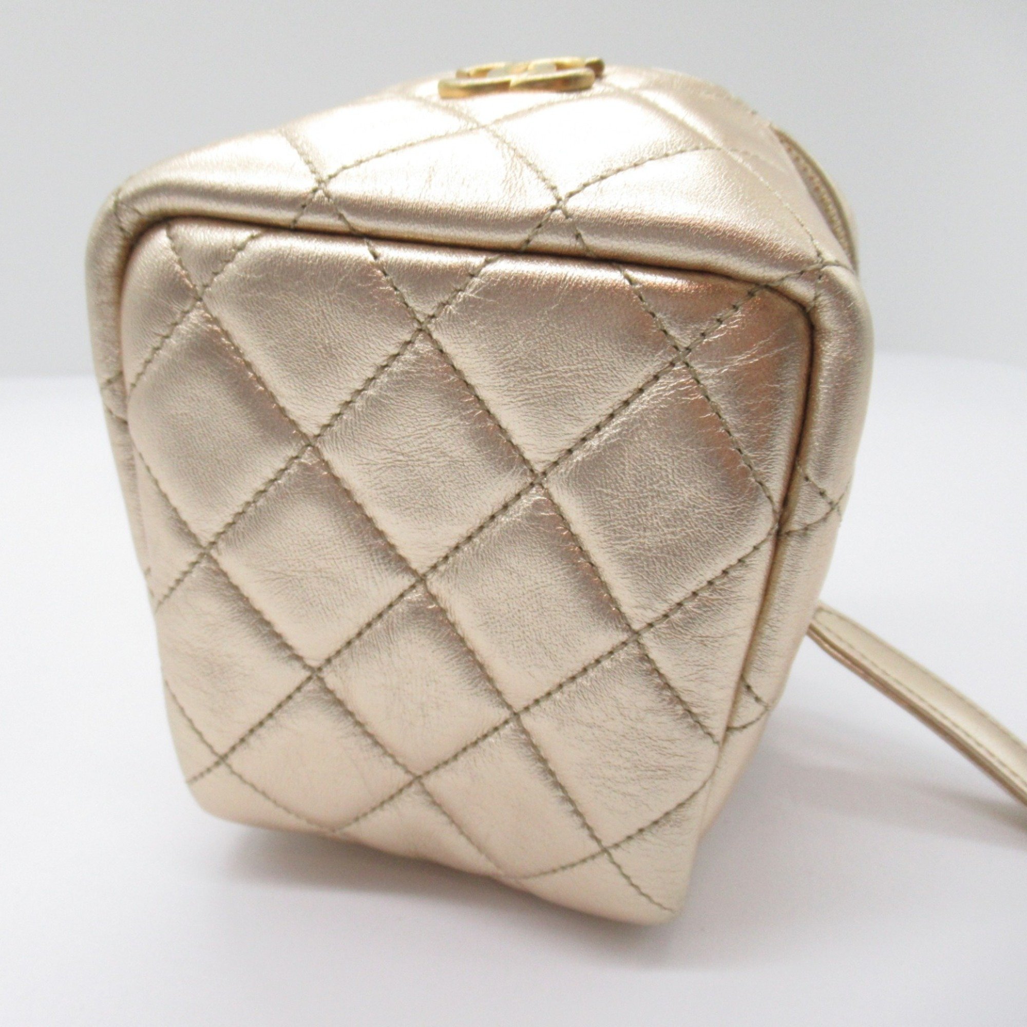 CHANEL handbag, bag, leather, ladies, gold