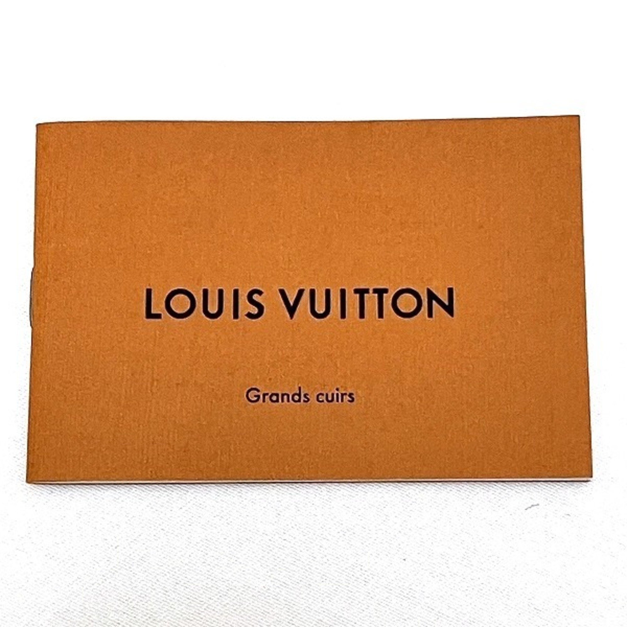 Louis Vuitton Taurillon Portefeuille Capucines M64551 Noir Long Wallet for Men and Women