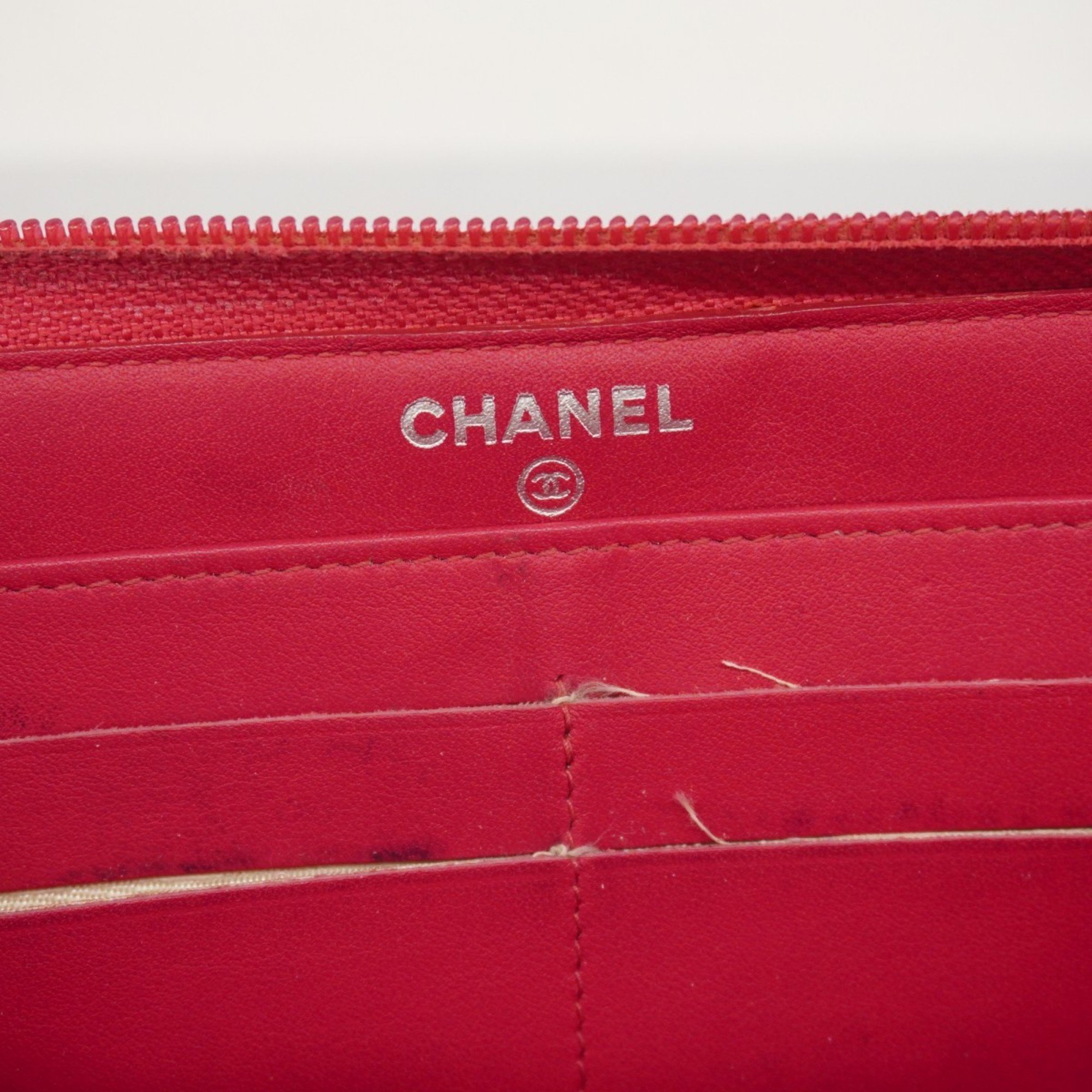 Chanel Long Wallet Makeup Line Patent Leather Red Women's