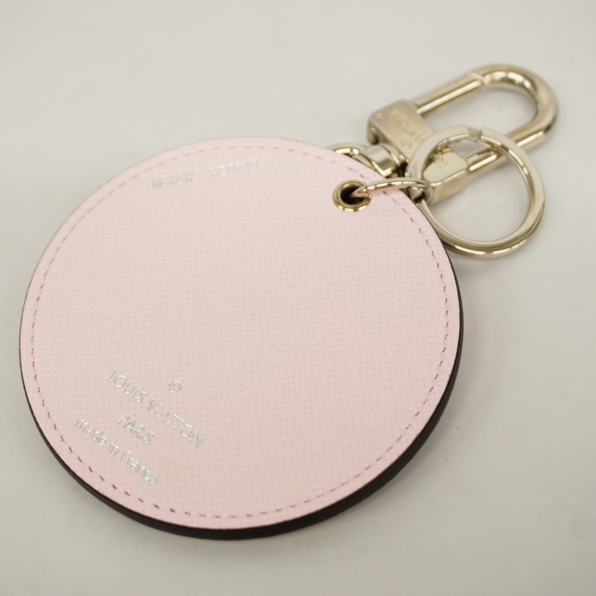 Louis Vuitton Keychain LV Escar Porto Clay Lustre M69289 Pastel Okinawa Limited Ladies