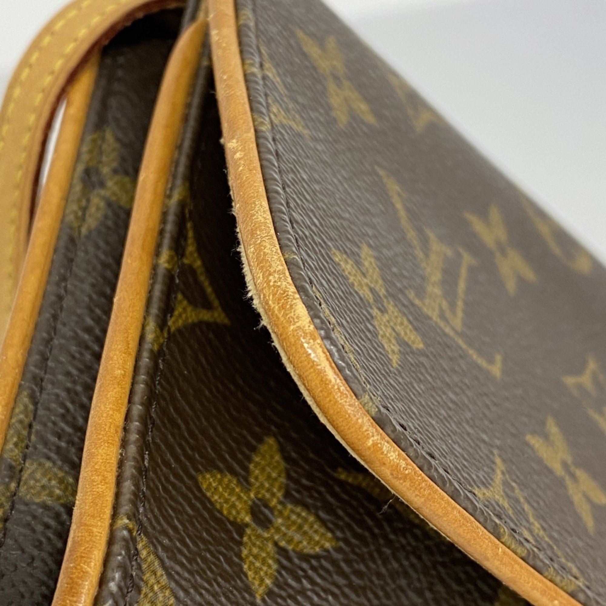 Louis Vuitton Shoulder Bag Monogram Pochette Twin GM M51852 Brown Women's