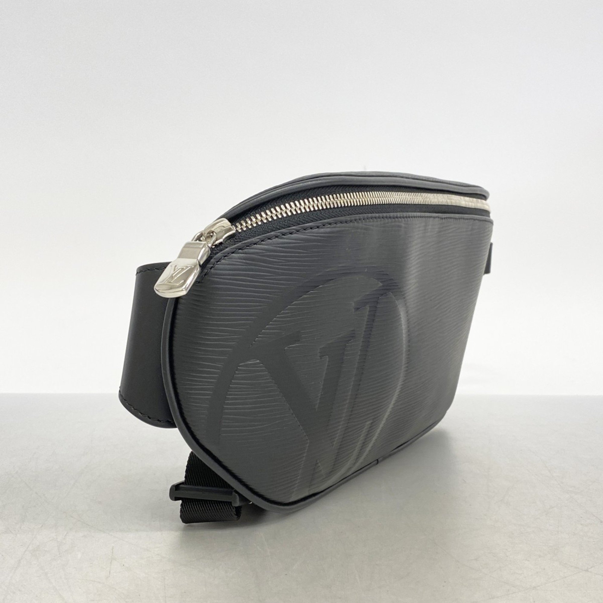 Louis Vuitton Body Bag Epi Bum LV Circle M53300 Noir Men's