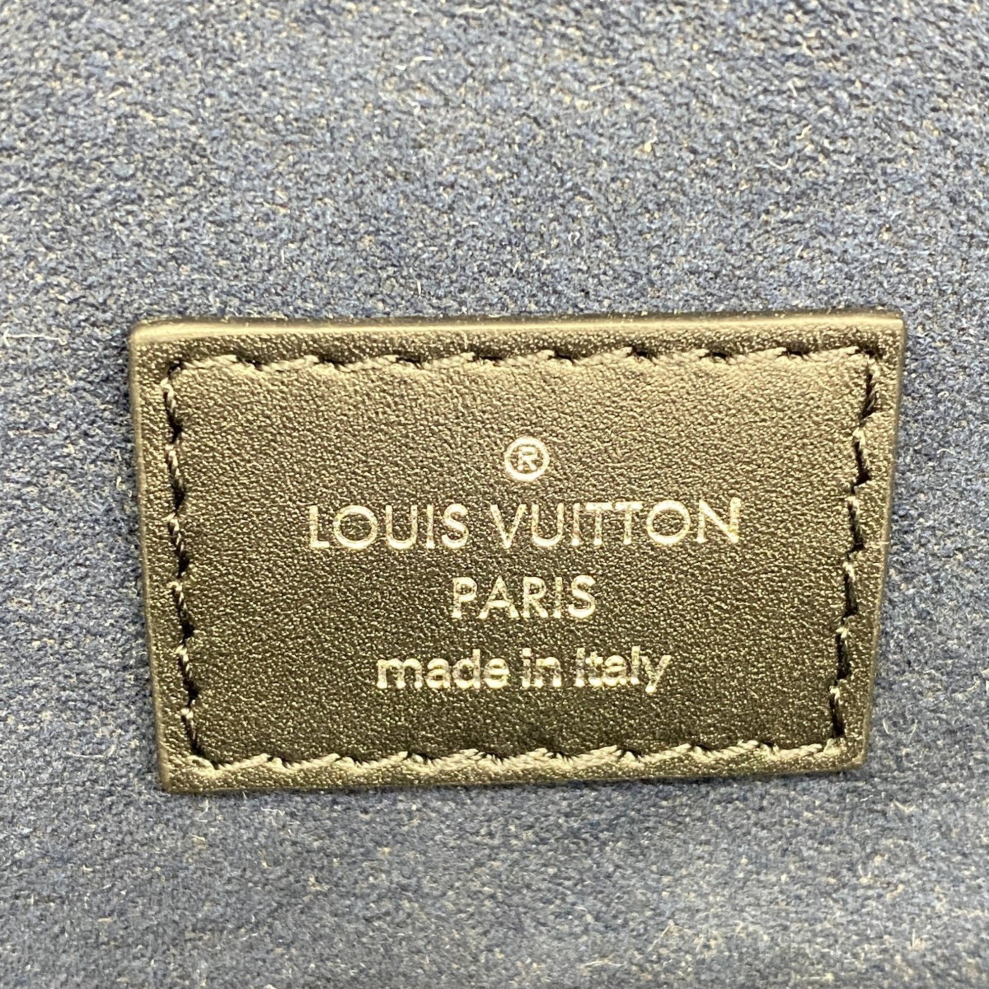 Louis Vuitton Body Bag Epi Bum LV Circle M53300 Noir Men's