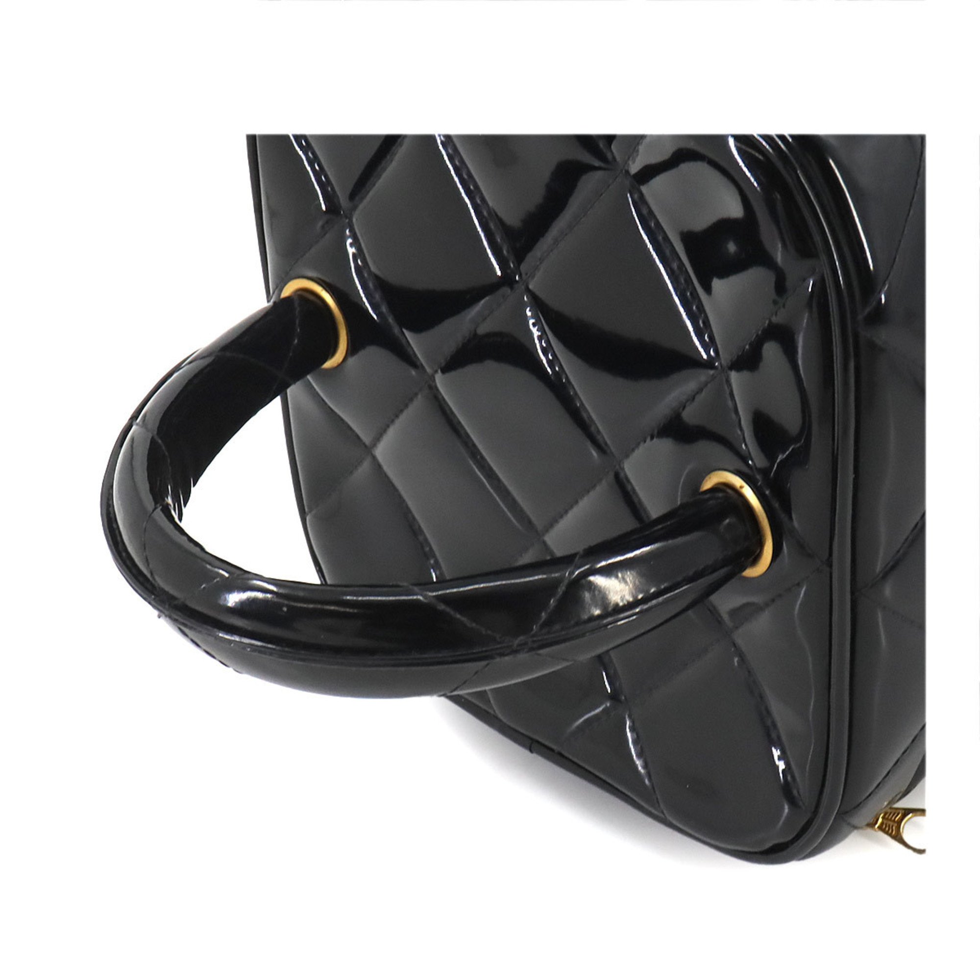 CHANEL Matelasse Vanity Hand Bag Enamel Black Gold Hardware