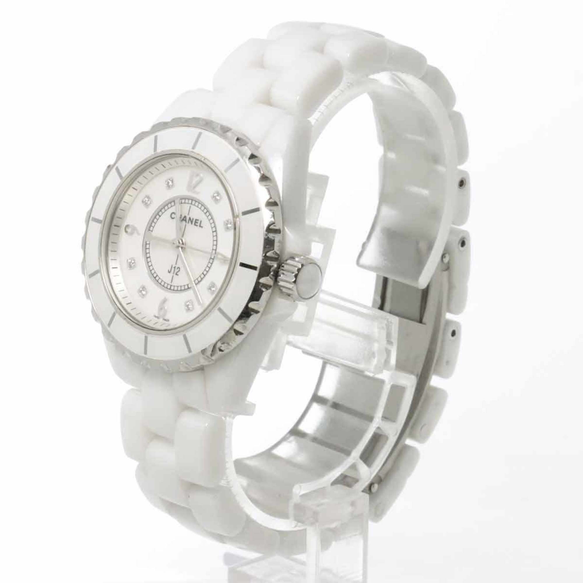 CHANEL J12 33mm H2422 Ladies Watch 8P Diamond White Shell Ceramic Quartz