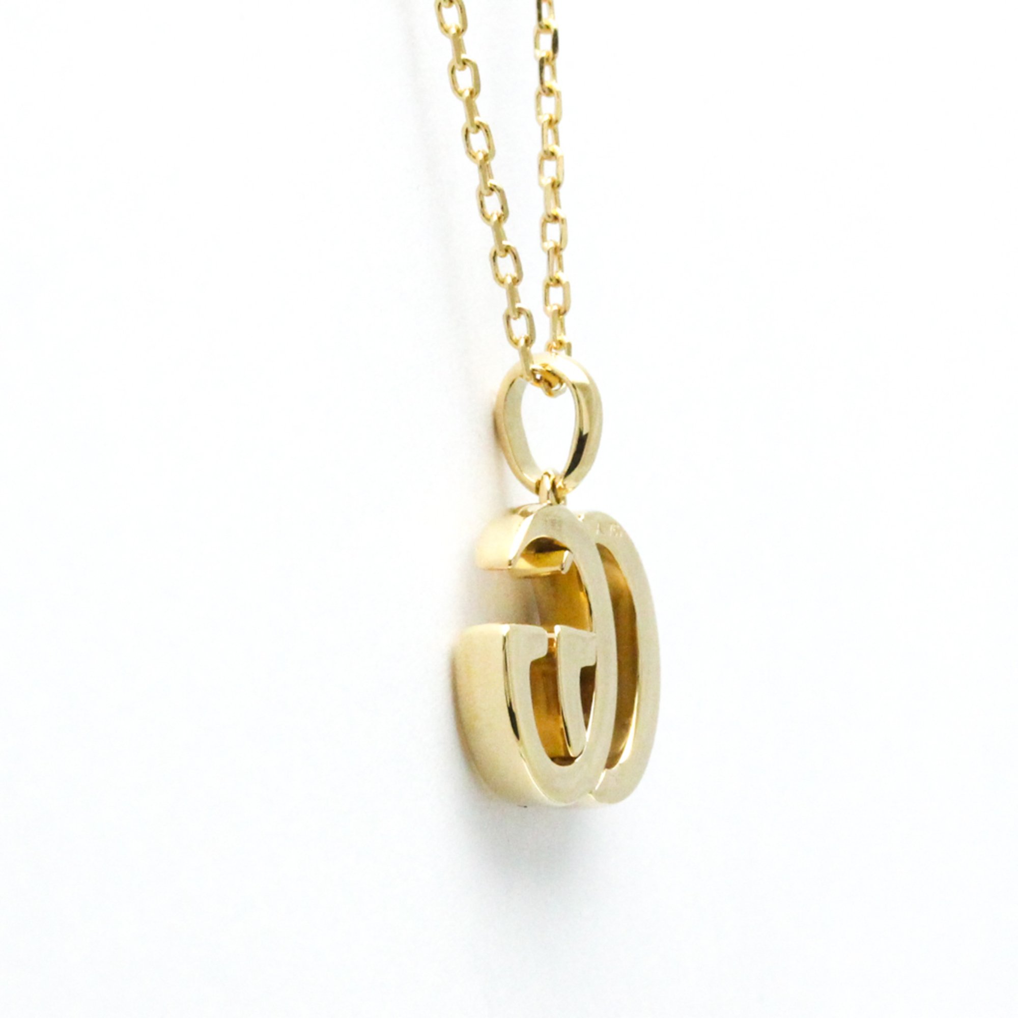 Gucci GG Necklace Yellow Gold (18K) No Stone Men,Women Fashion Pendant Necklace (Gold)