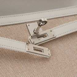 HERMES Kelly 25 Outside stitching Ecru/New White B stamp (around 2023) Women's Toile H/Swift leather handbag