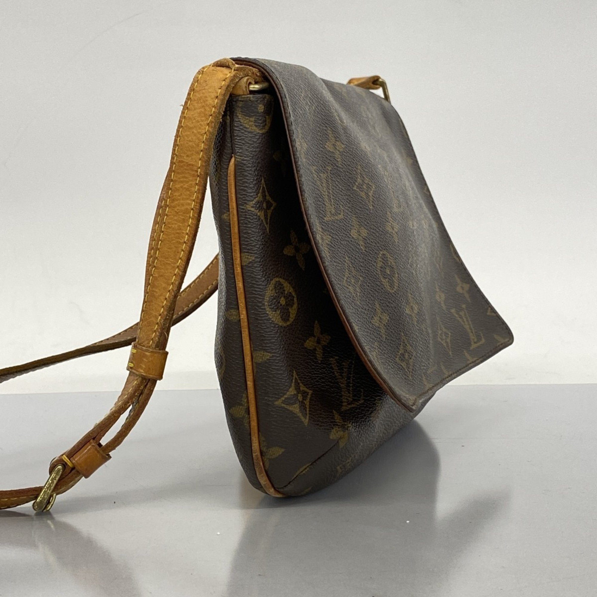 Louis Vuitton Shoulder Bag Monogram Hussette Tango Short Strap M51257 Brown Women's