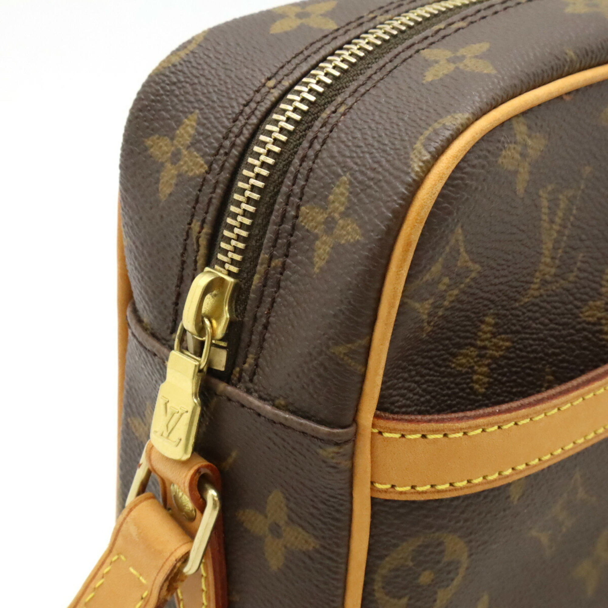 LOUIS VUITTON Louis Vuitton Monogram Trocadero 27 Shoulder Bag Non-sticky M51274