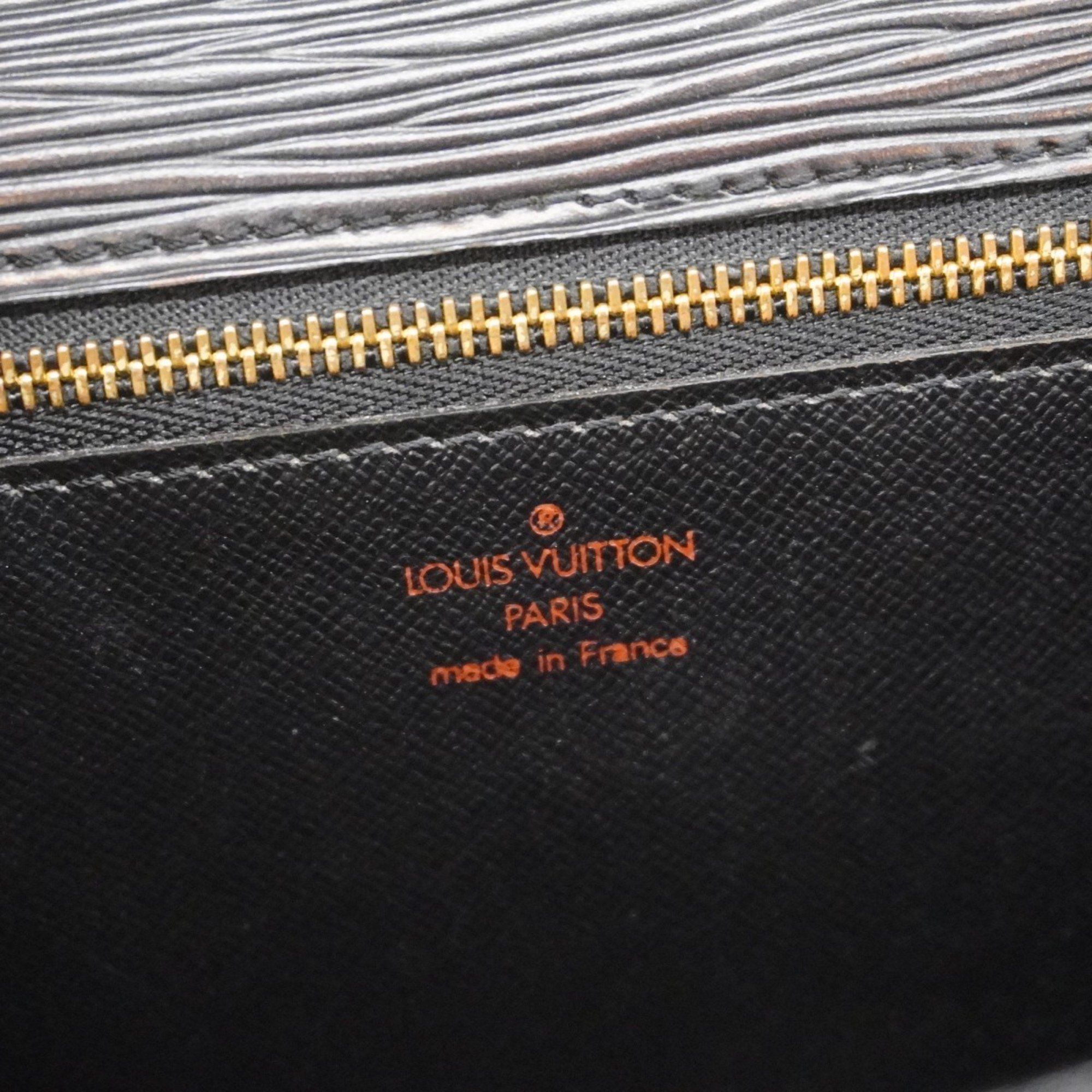 Louis Vuitton Clutch Bag Epi Pochette Serie Dragonne M52612 Noir Men's