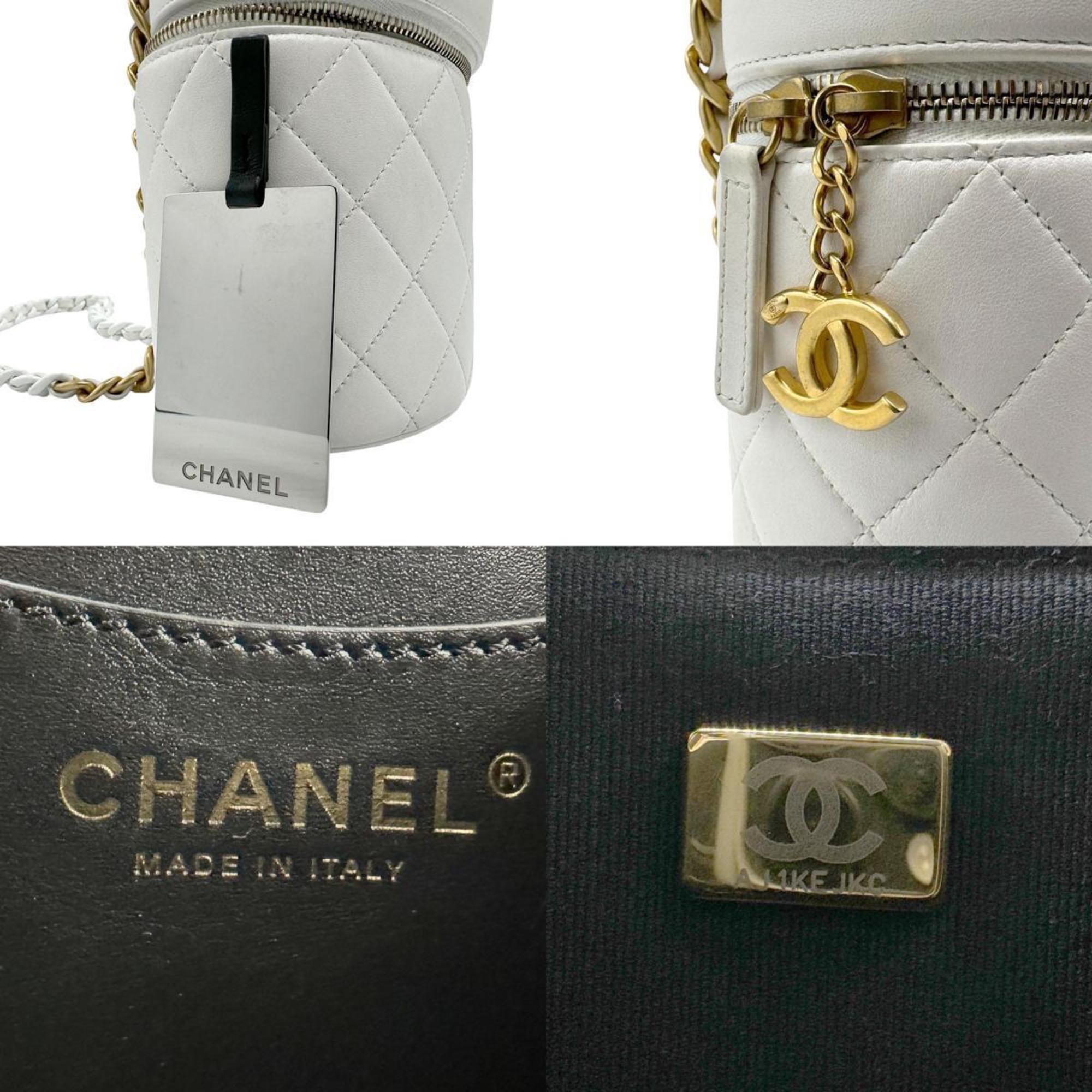 CHANEL Shoulder Bag Matelasse Leather White Gold Women's n0595