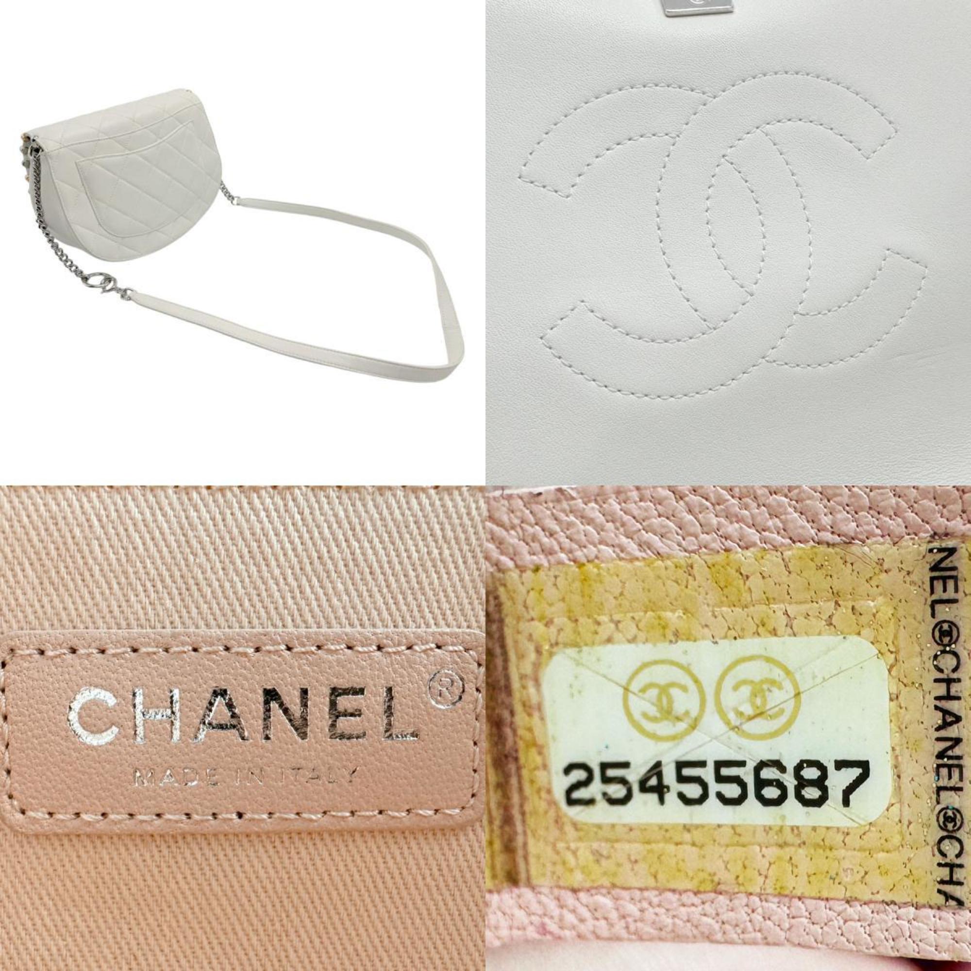 CHANEL Shoulder Bag Matelasse Leather Off-White Silver Gold Women's n0586