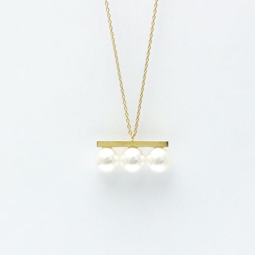 Tasaki Balance Neo Necklace Yellow Gold (18K) Pearl Men,Women Fashion Pendant Necklace (Gold)