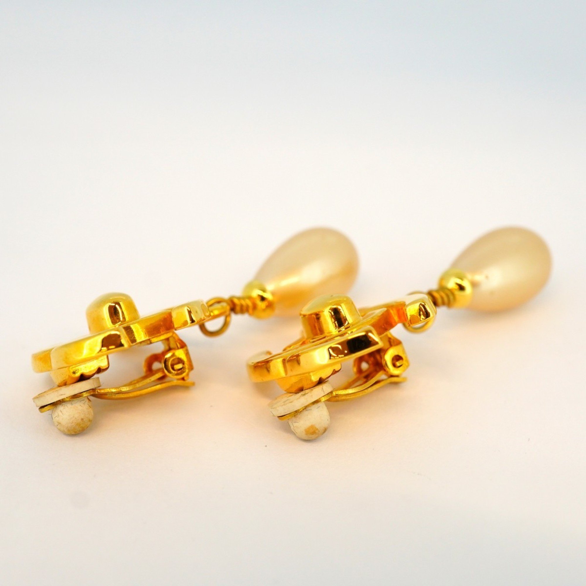 Chanel Earrings Turn Lock Fake Pearl GP Plated Gold Ladies