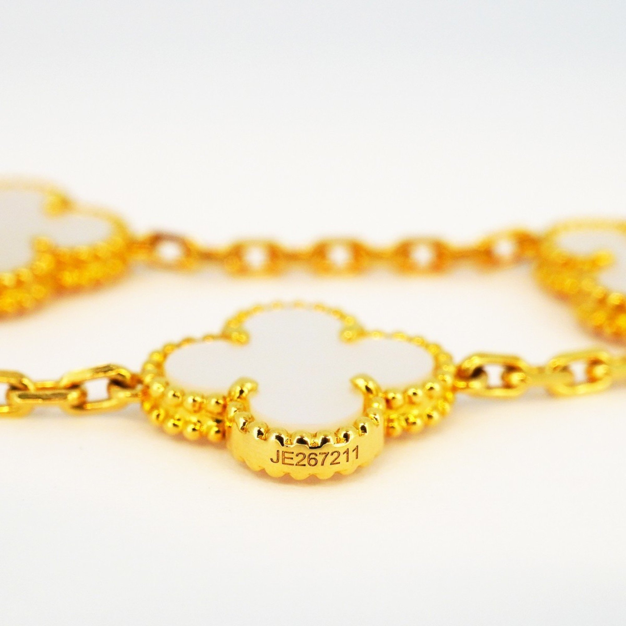 Van Cleef & Arpels Bracelet Alhambra Mother of Pearl K18YG Yellow Gold Ladies