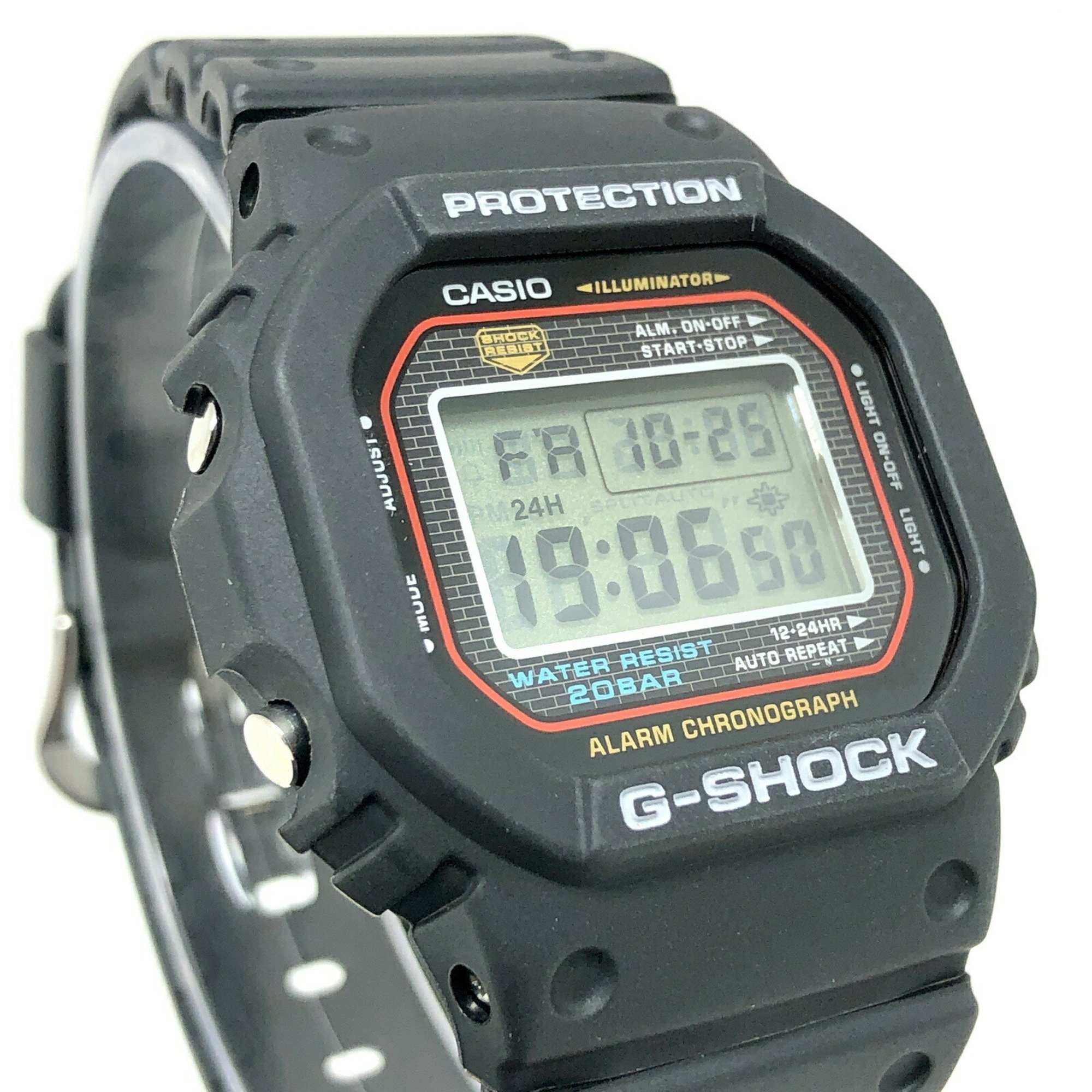 G-SHOCK CASIO Watch DW-5000-1 Reproduction of the first model DW-5000C Screw back EL backlight Released in March 2001 Mikunigaoka store