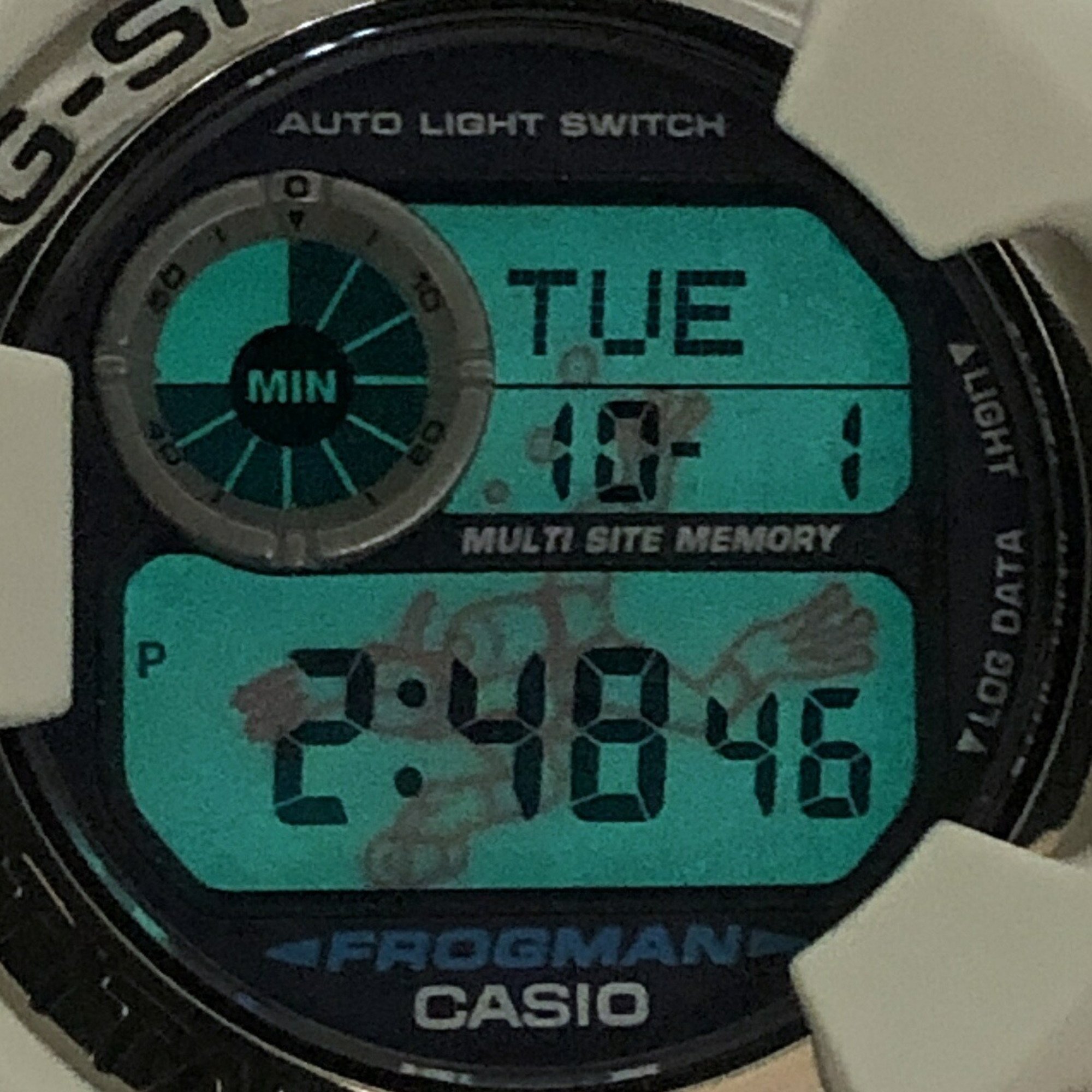 G-SHOCK CASIO Watch DW-9900LG-8 FROGMAN MEN IN WHITE GRAY Frogman Men in White Gray 3rd generation compact model released May 2000 Mikunigaoka store