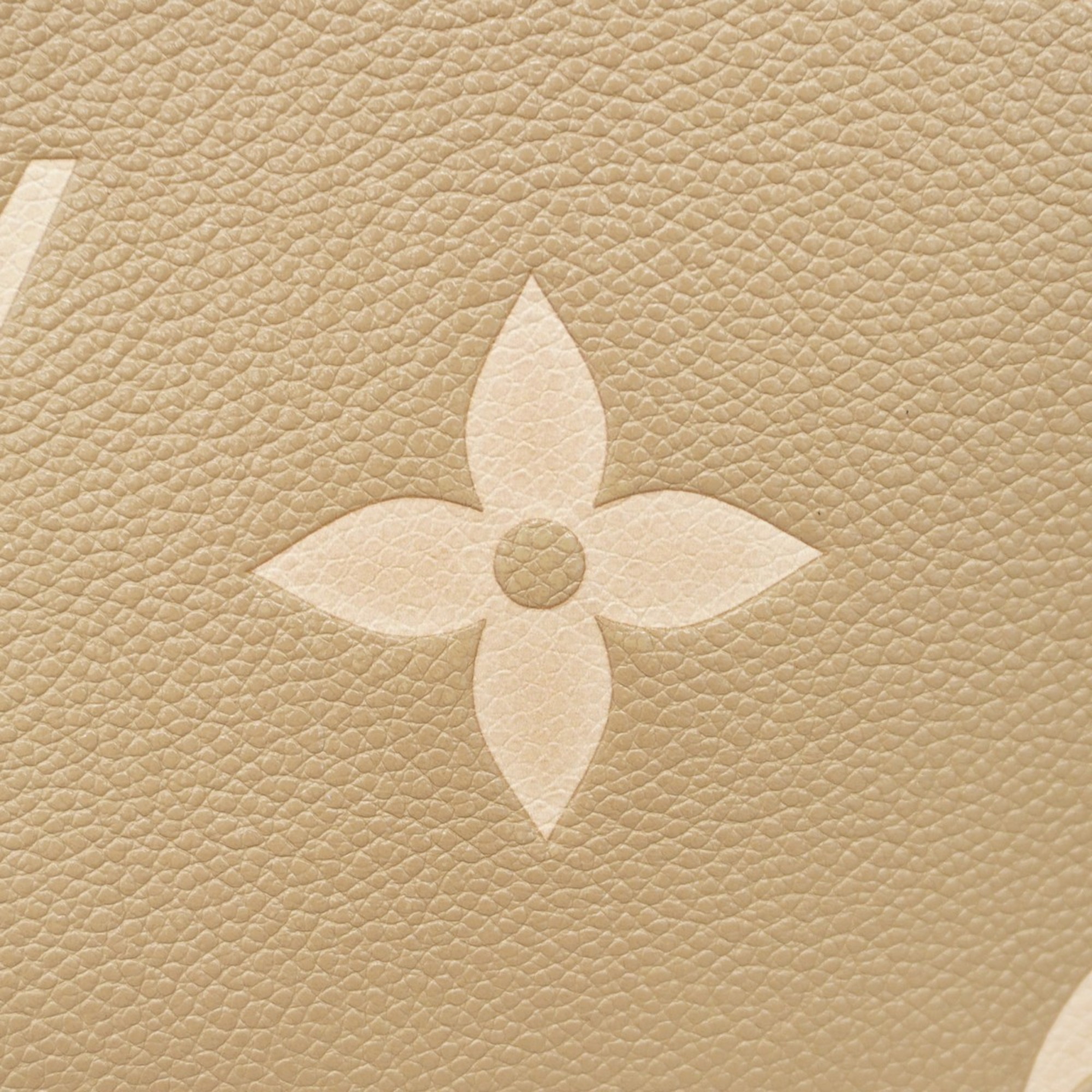 Louis Vuitton Tote Bag Monogram Empreinte On the Go MM M45494 Tourtrell Creme Ladies