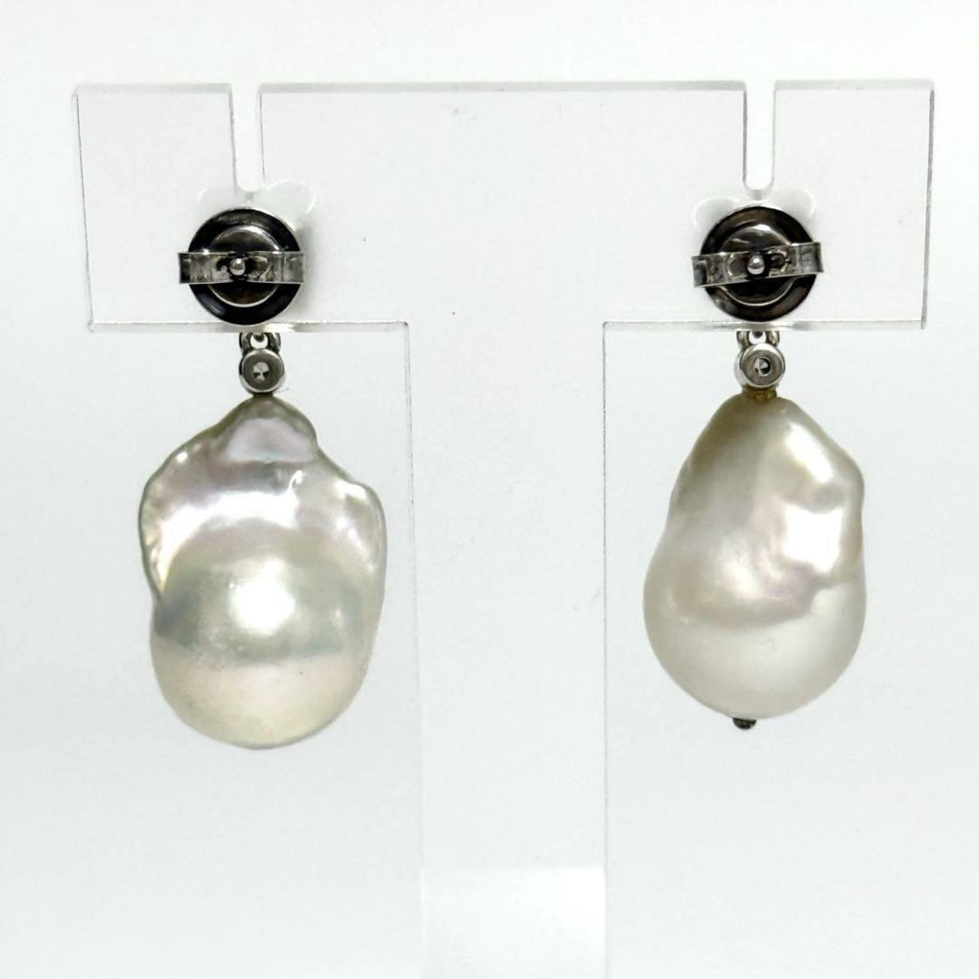 BOTTEGA VENETA Women's Drop Earrings, Pearl, Silver