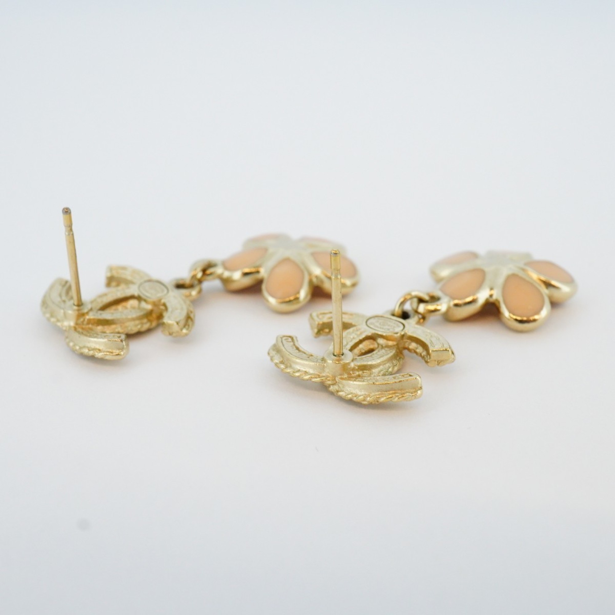 Chanel earrings with Coco mark, heart motif, rhinestones, GP plating, champagne gold, pink, ladies