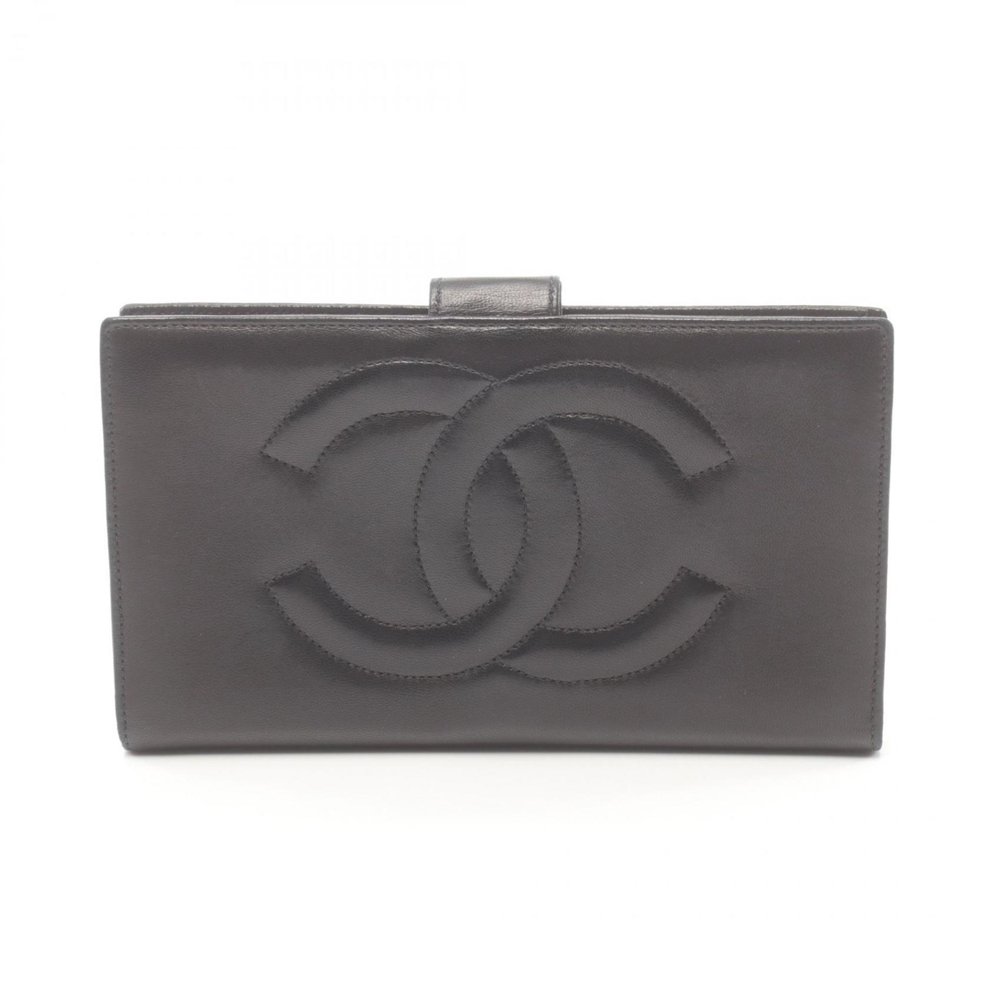 CHANEL Coco Mark Bi-fold Long Wallet Lambskin (Sheepskin) Women's Black