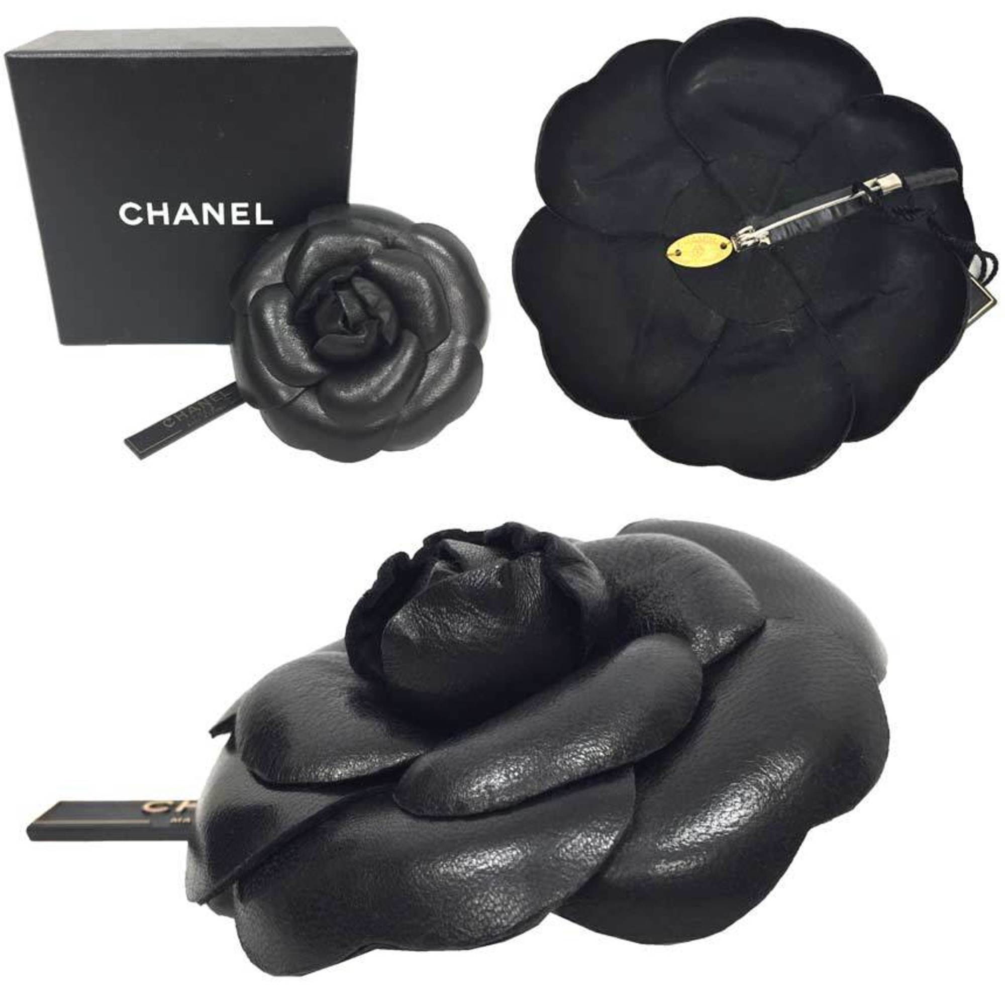 CHANEL Leather Camellia Corsage Brooch Black 96A Chanel Women's