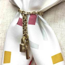 Hermes Padlock & Key Scarf Ring Chain Gold