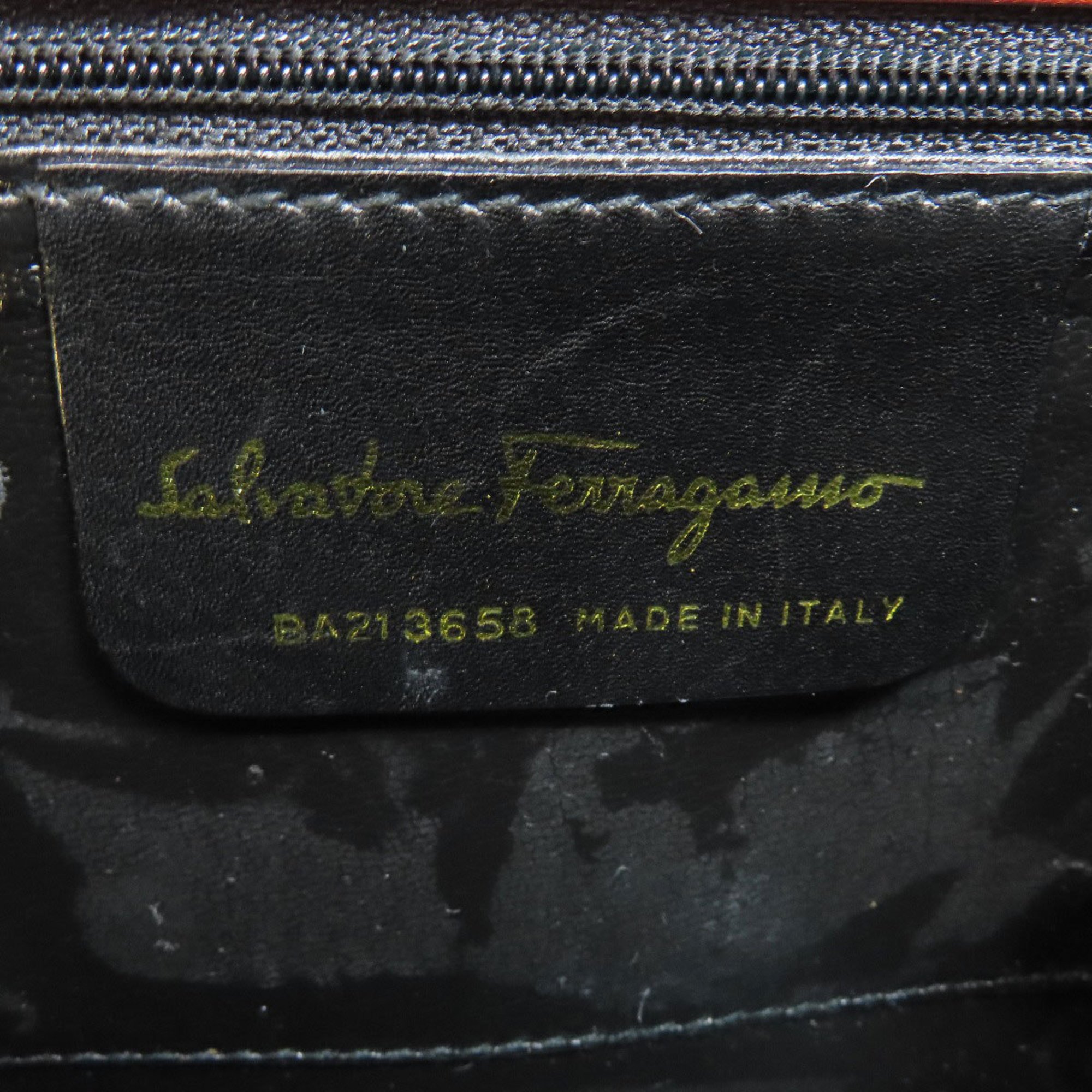 Salvatore Ferragamo Gancini hardware shoulder bag leather women's