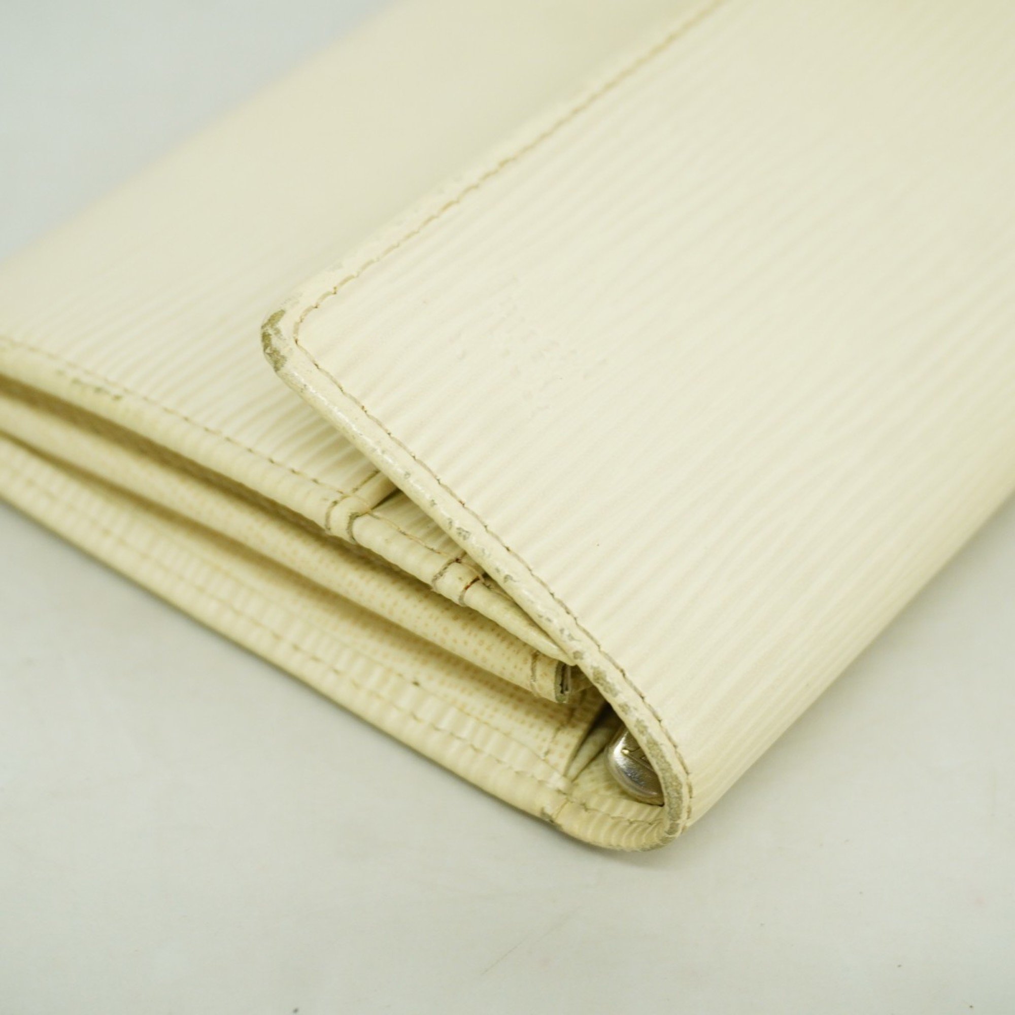 Louis Vuitton Long Wallet Epi Portefeuille Sarah M6516J Ivory Ladies