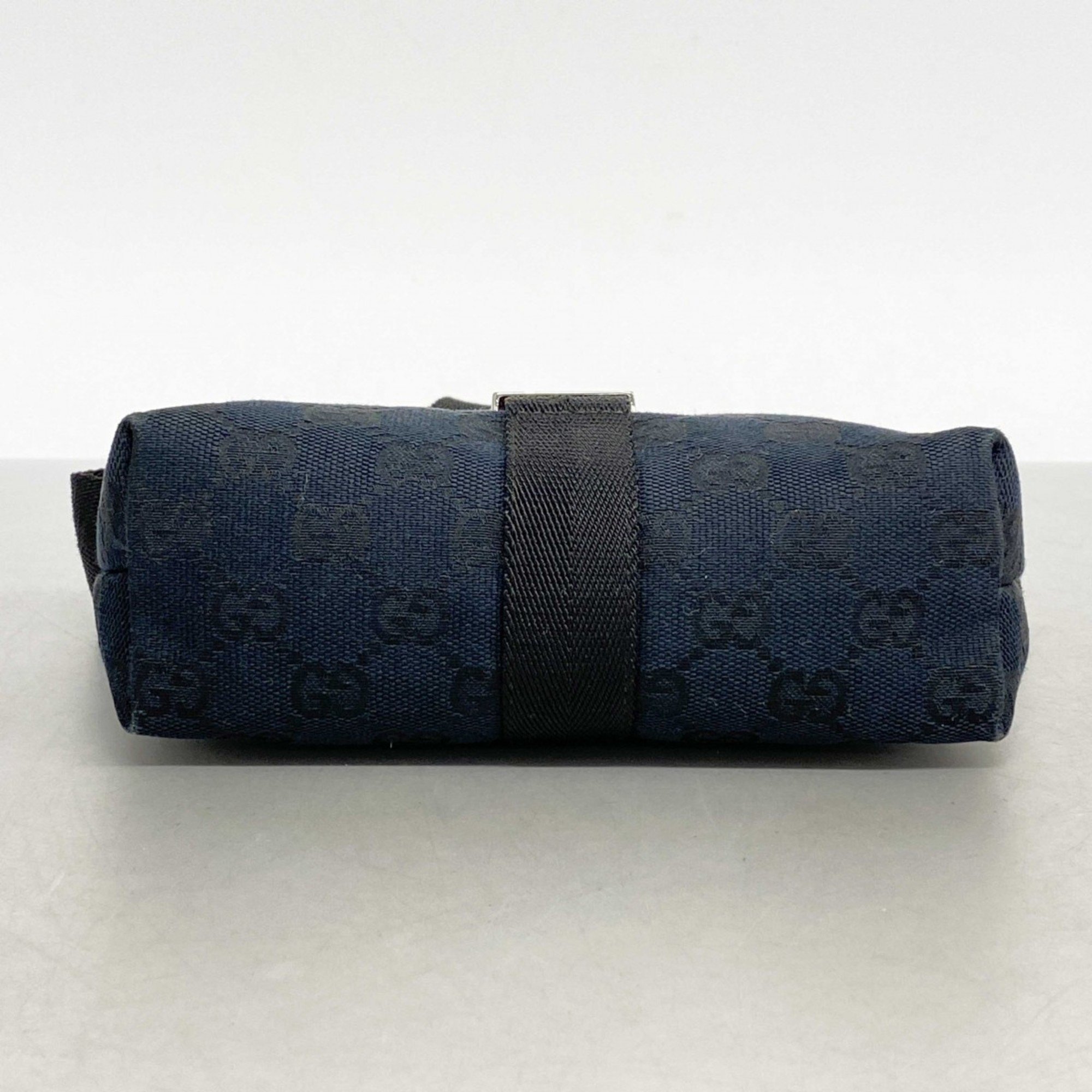 Gucci Waist Bag GG Canvas 131236 Black Women's