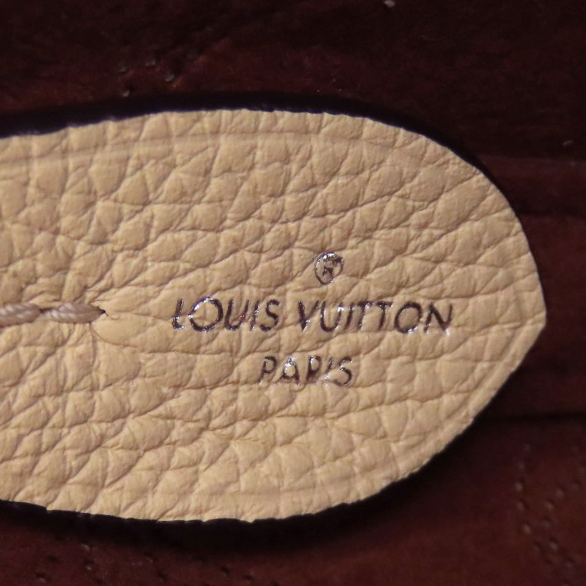 Louis Vuitton M21909 Blossom PM Handbag Mahina Leather Women's LOUIS VUITTON