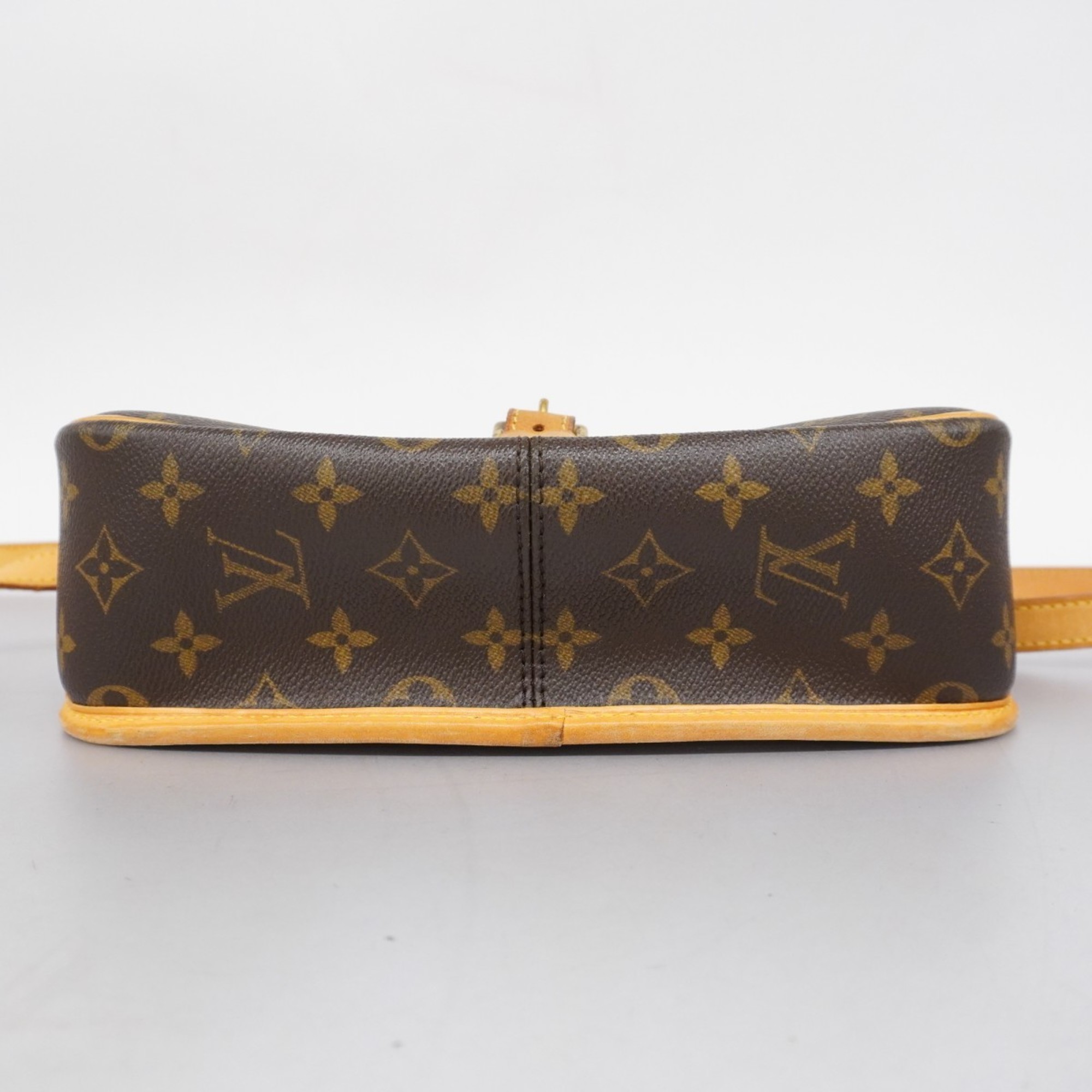 Louis Vuitton Shoulder Bag Monogram Sologne M42250 Brown Ladies