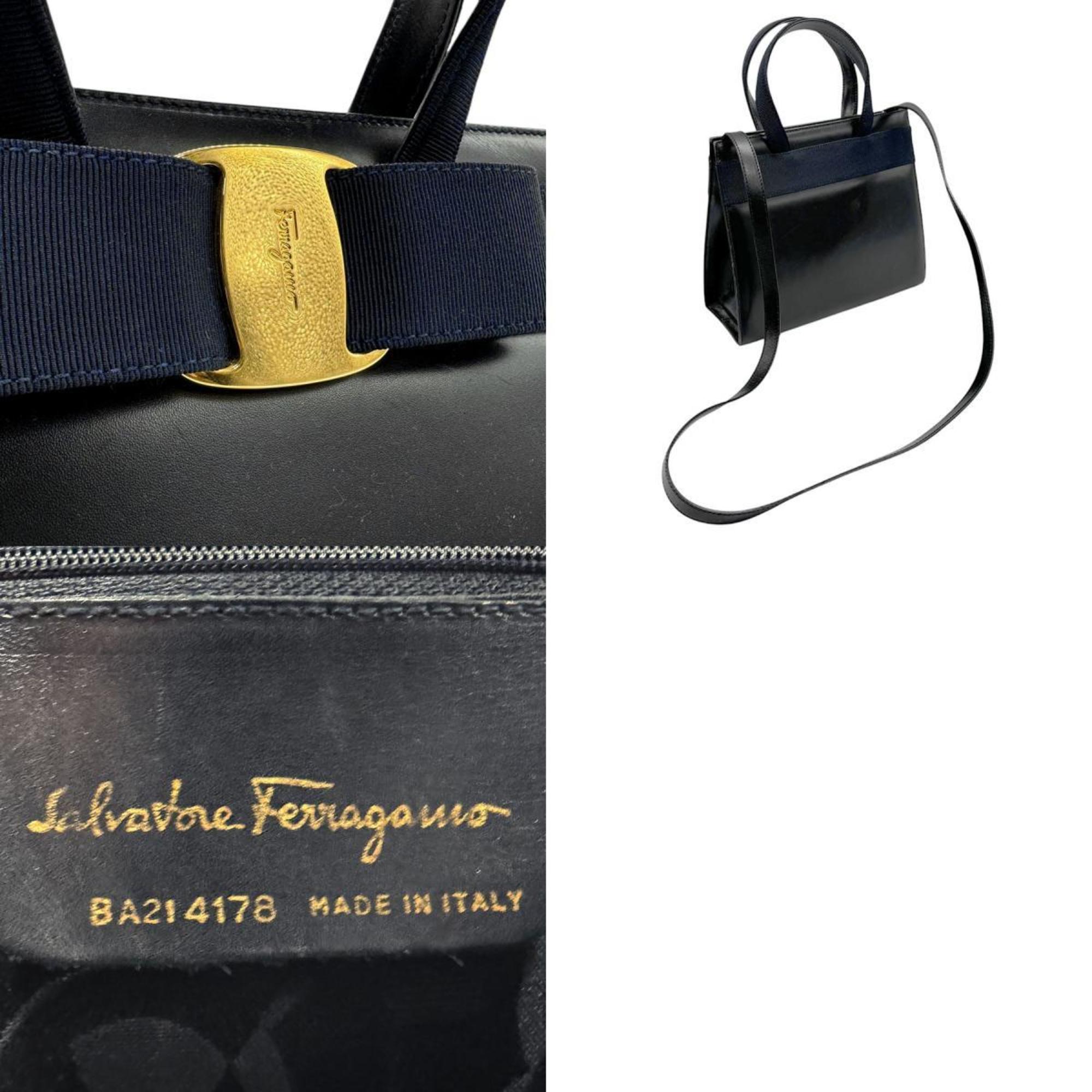 Salvatore Ferragamo handbag shoulder bag Vara ribbon leather navy gold ladies n0640