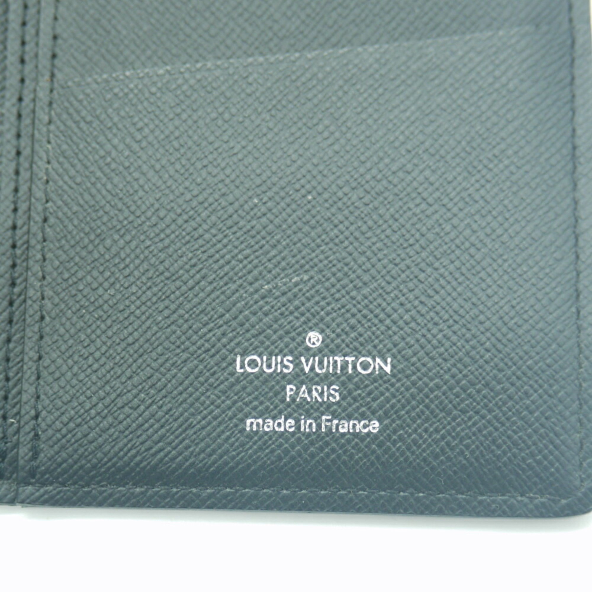 LOUIS VUITTON Louis Vuitton Taiga Portefeuille Brazza Noir M30501