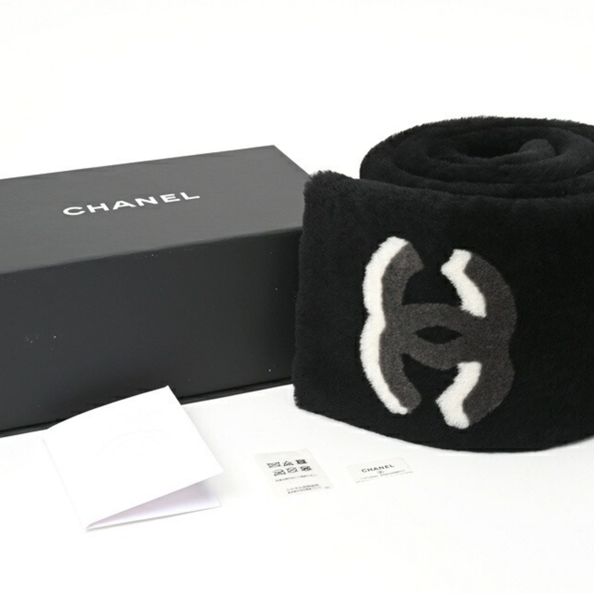 CHANEL Coco Mark Mouton Scarf AA7074B04052 Cashmere Black B-156338