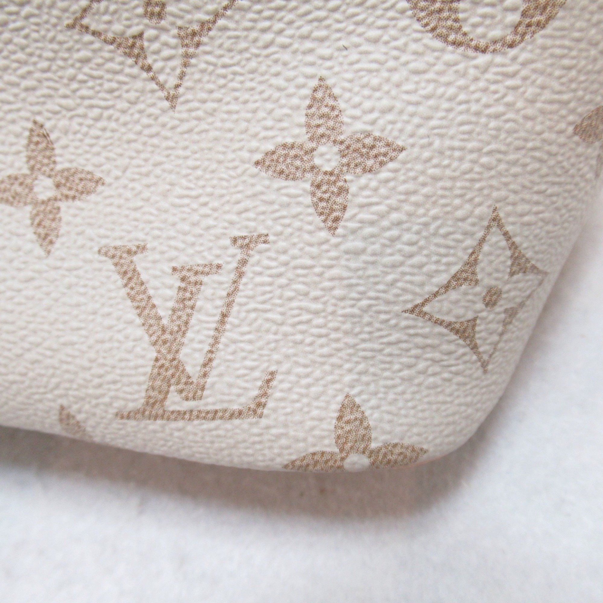 Louis Vuitton Neverfull MM Bag, Coated Canvas, Monogram, Women's, Gray, M23501