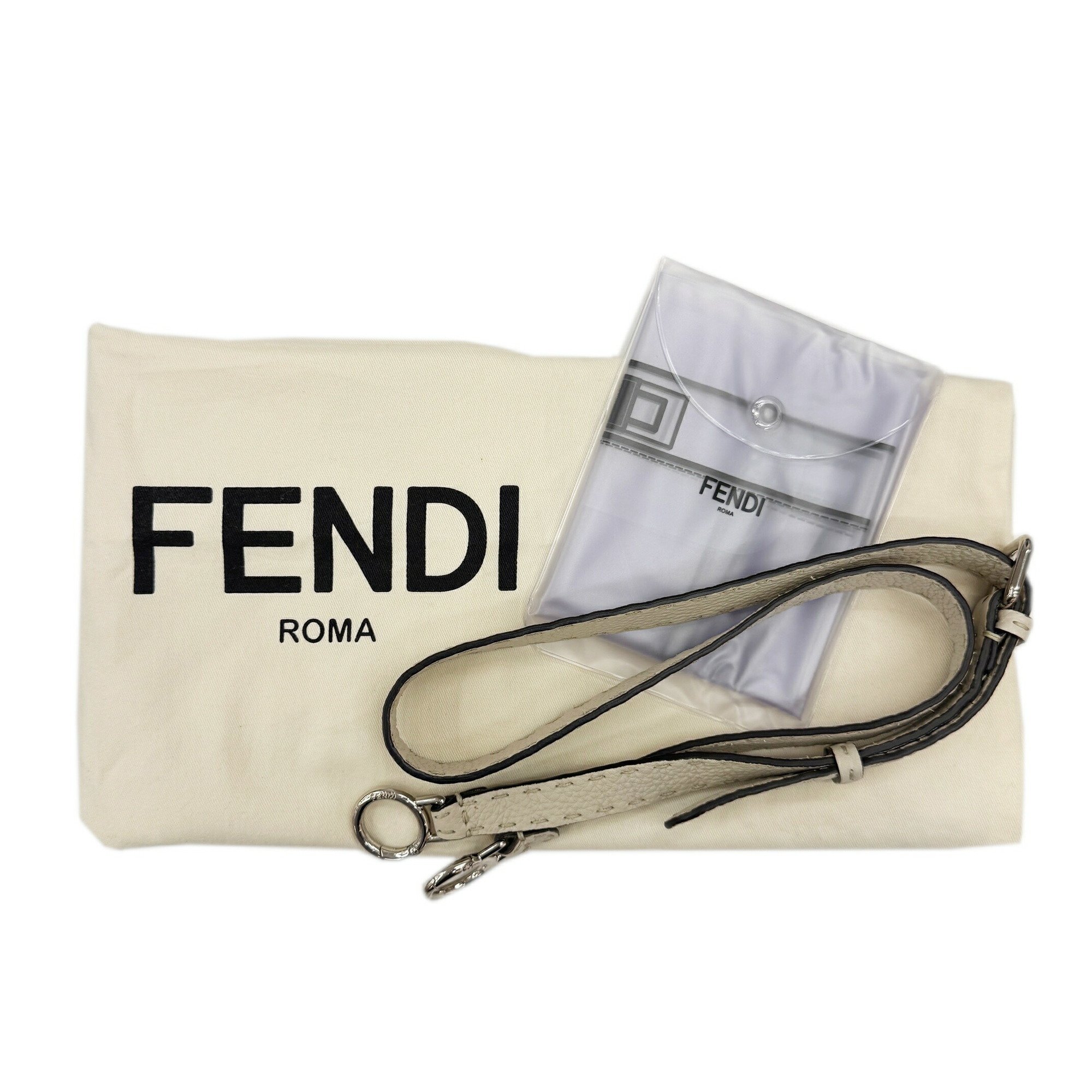 FENDI Selleria Peekaboo Medium 8BN290 Scarf with Muffler