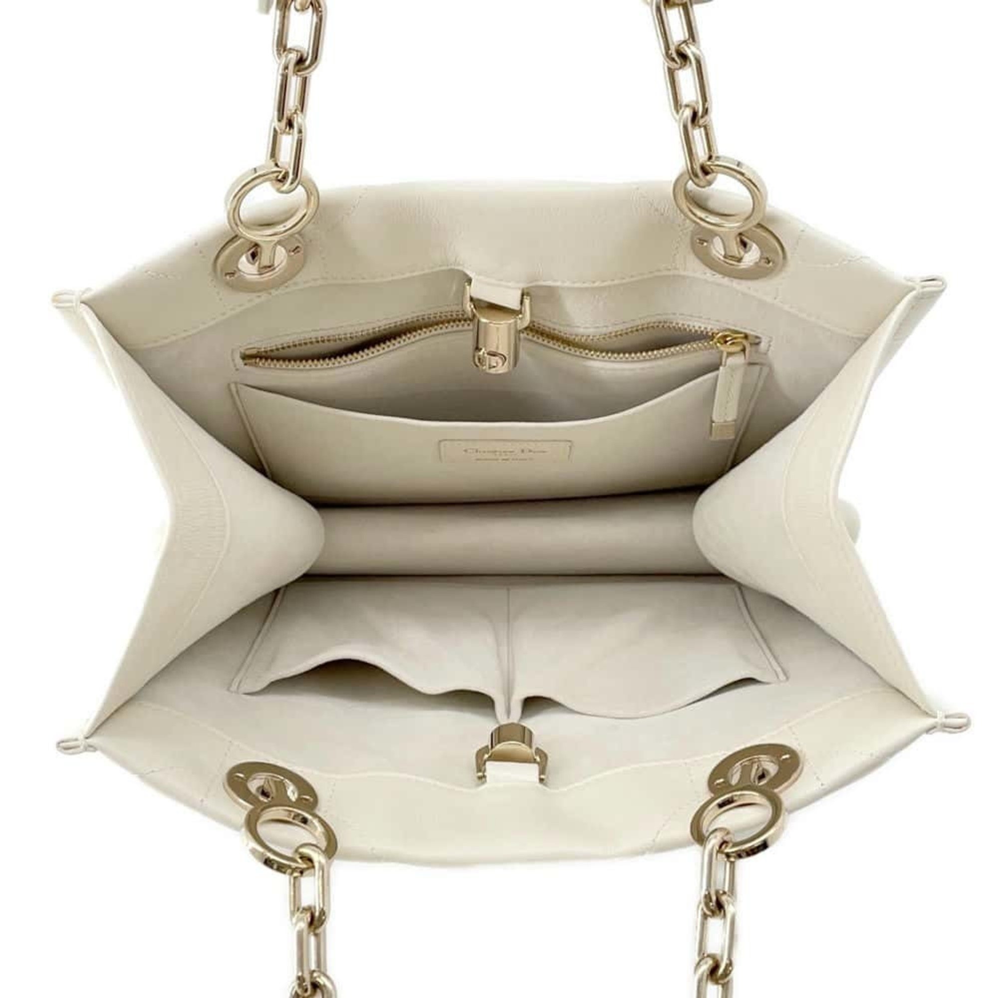 Christian Dior Tote Bag Essential Archi Cannage White