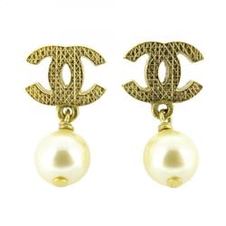 Chanel Earrings Coco Mark Fake Pearl GP Plated Gold Ladies