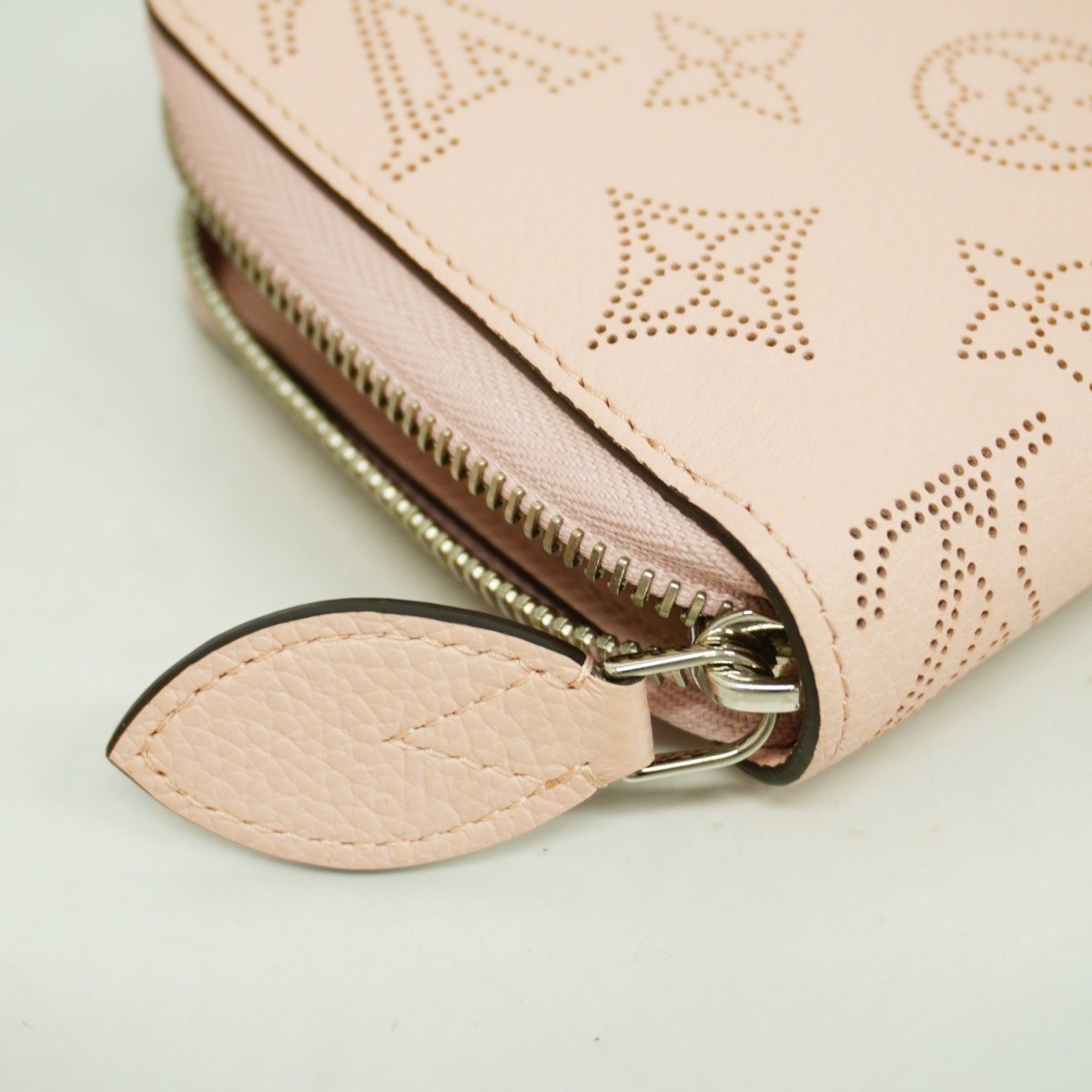 Louis Vuitton Long Wallet Mahina Zippy M82755 Rose Jasmine Ladies